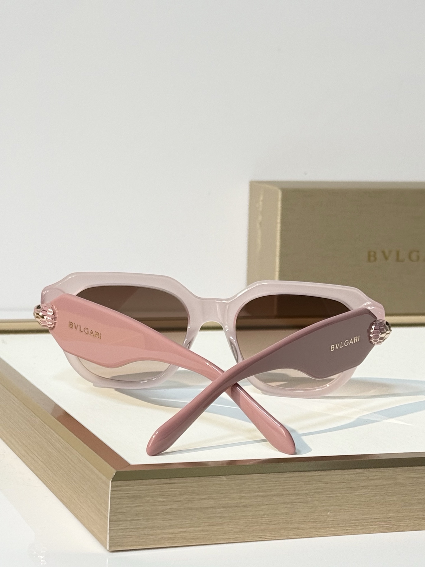 BVLGAR* MODEL：BV7100KB SIZE：52口19-145
