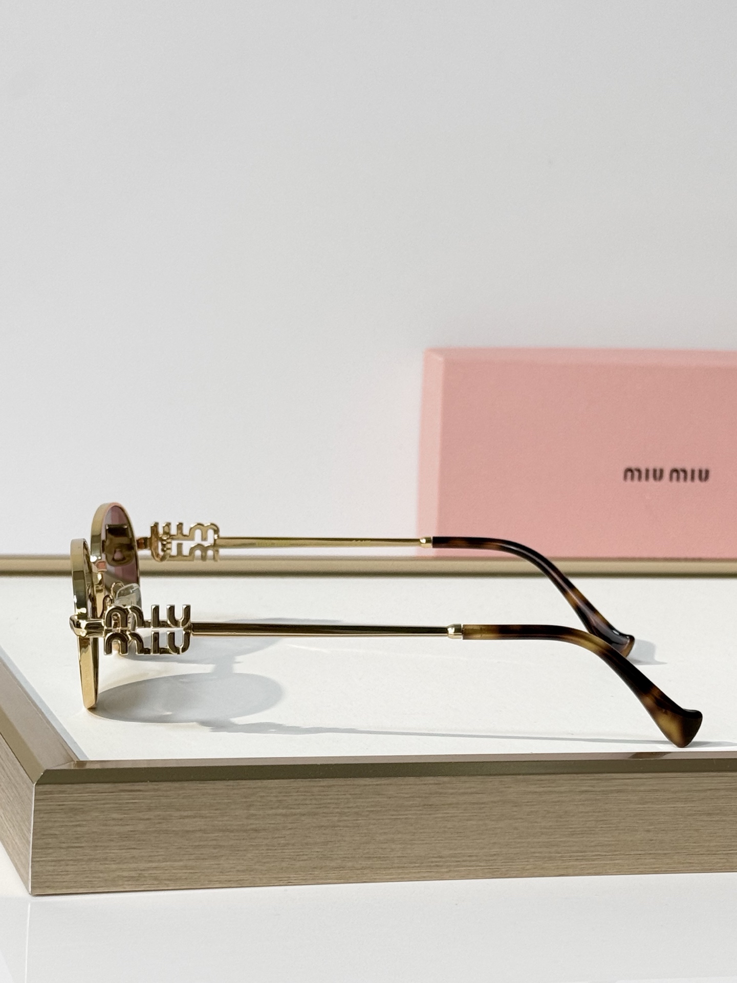 MIU MI* MODEL：MU 54VS SIZE：56口20-145