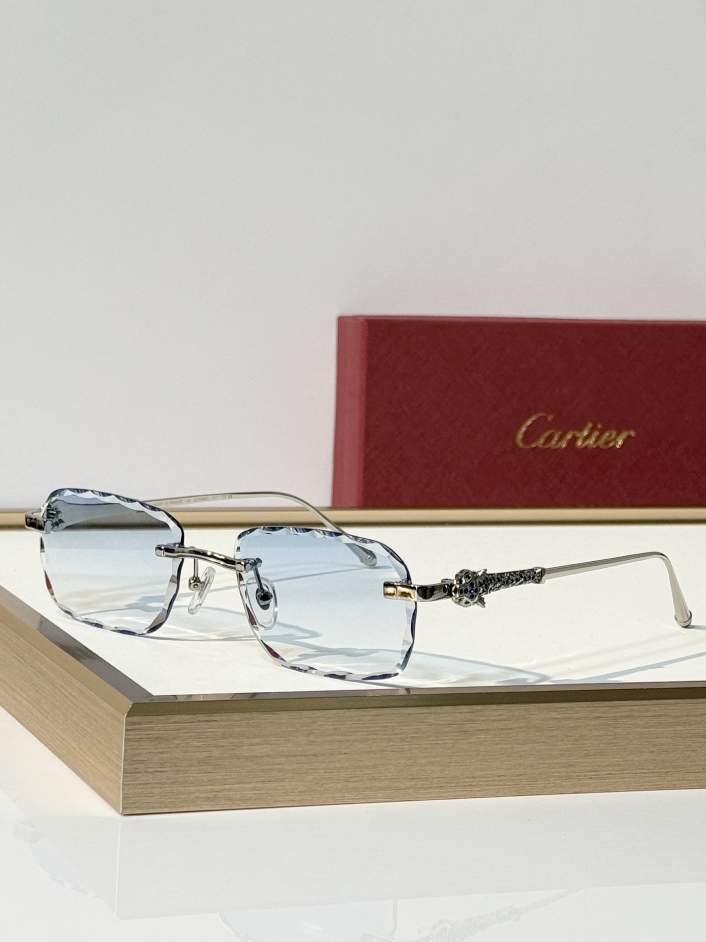 Cartie* MODEL：CT01842O SIZE：56口18-145  