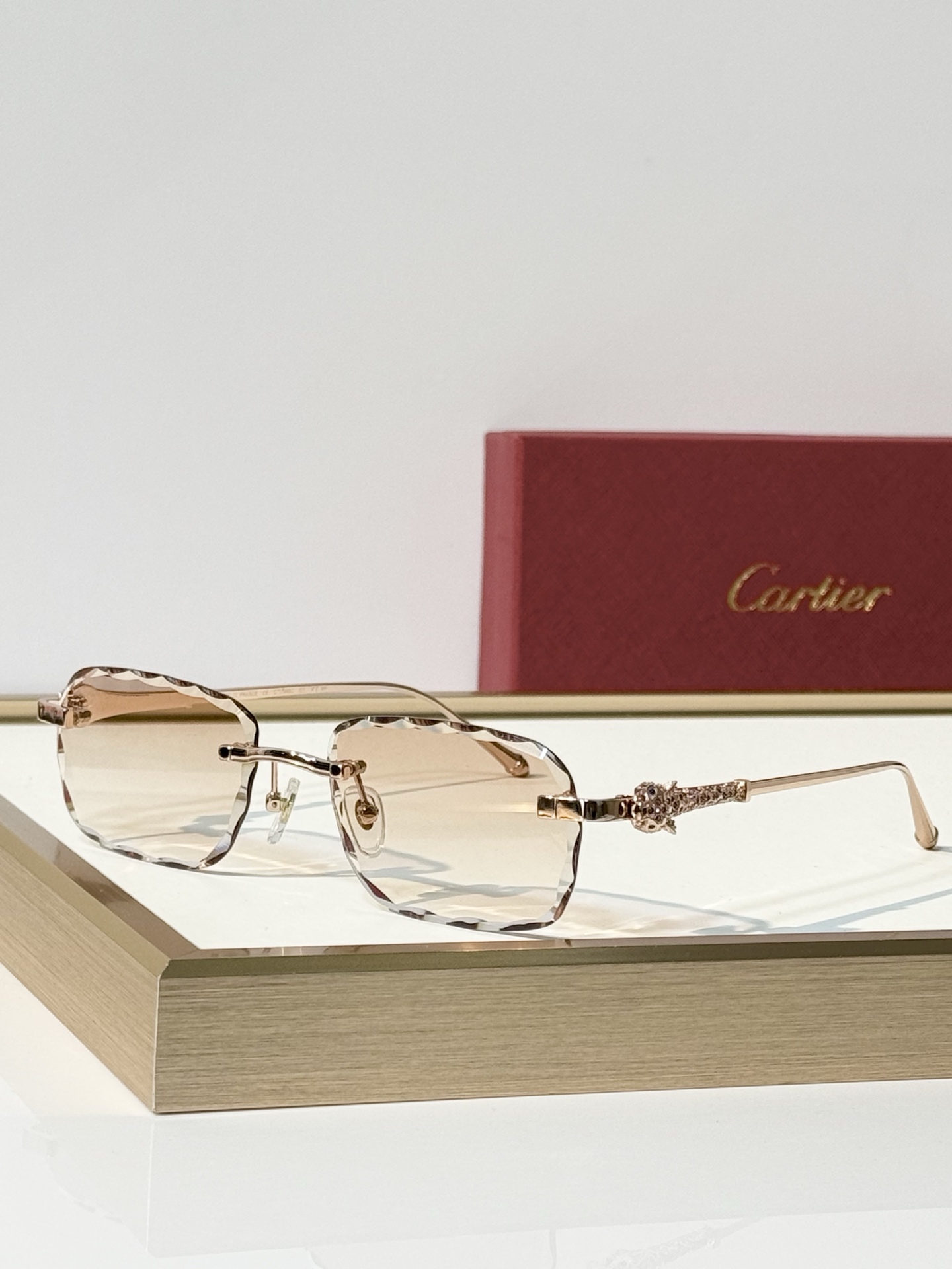 Cartie* MODEL：CT01842O SIZE：56口18-145  