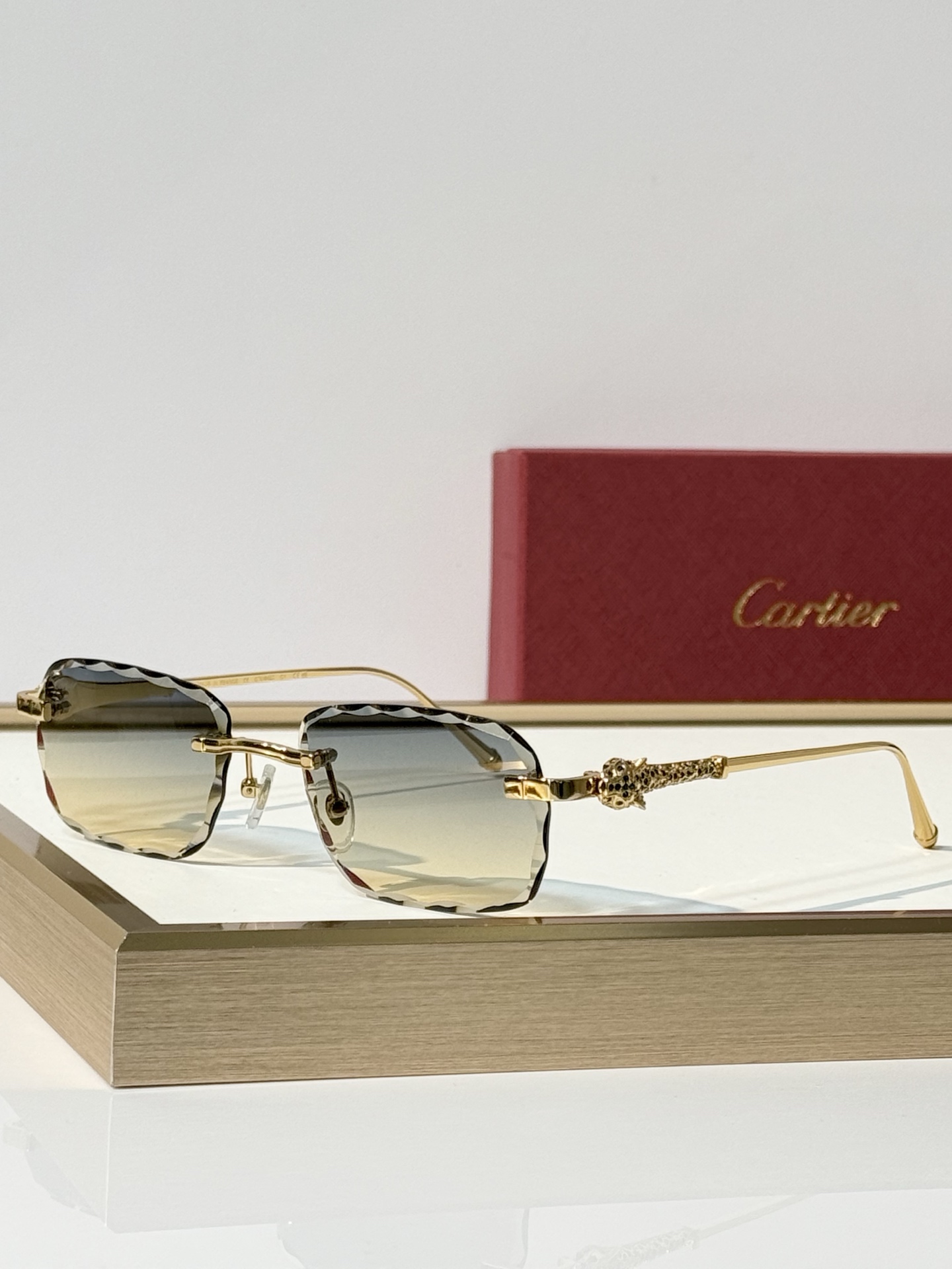 Cartie* MODEL：CT01842O SIZE：56口18-145  