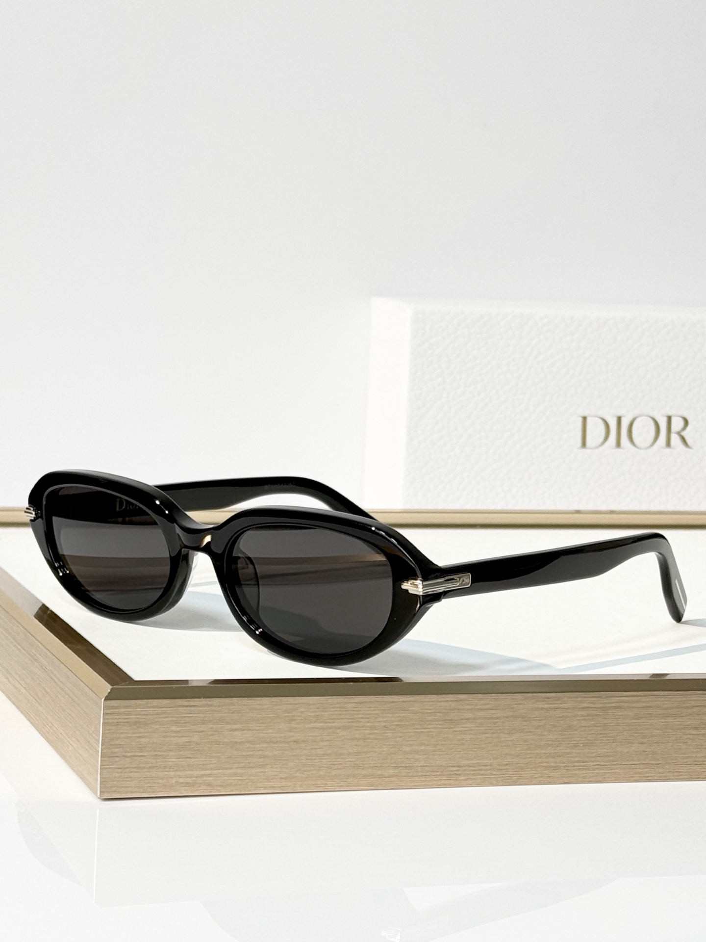DIO*  MOD：DiorBlackSuit R9F Size：55口20-150 