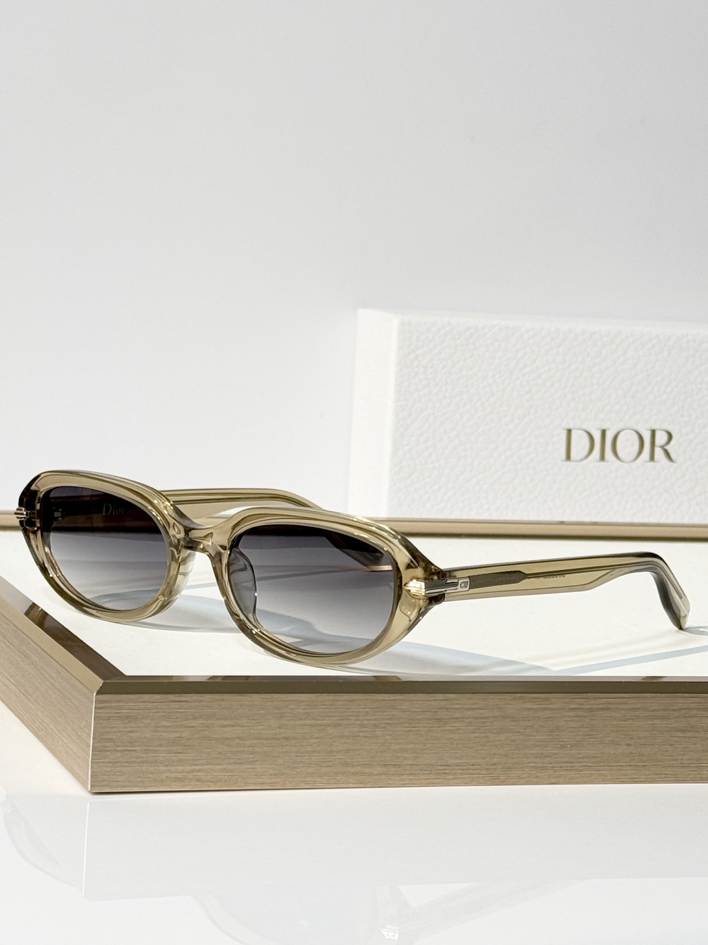 DIO*  MOD：DiorBlackSuit R9F Size：55口20-150 