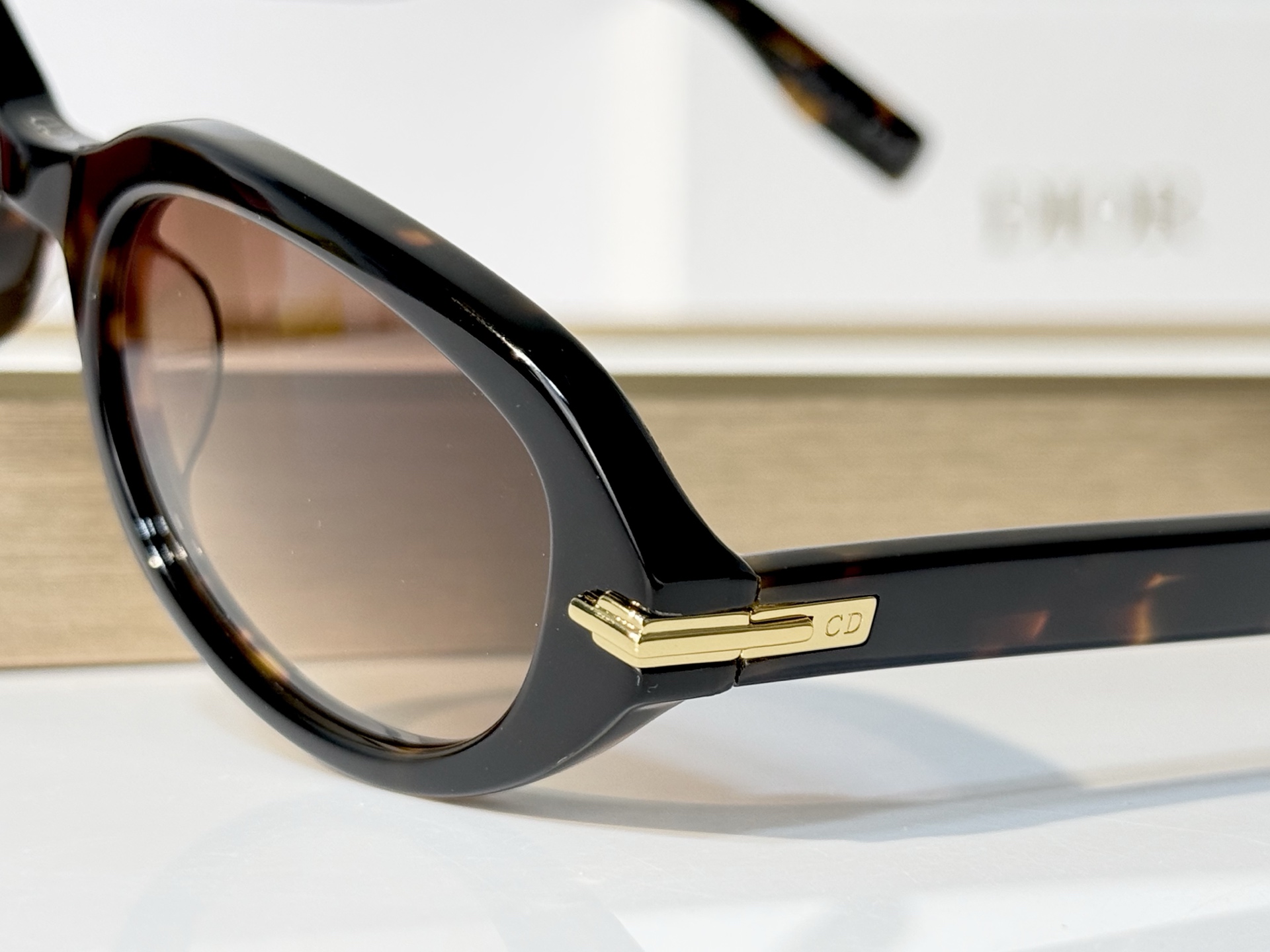 DIO*  MOD：DiorBlackSuit R9F Size：55口20-150