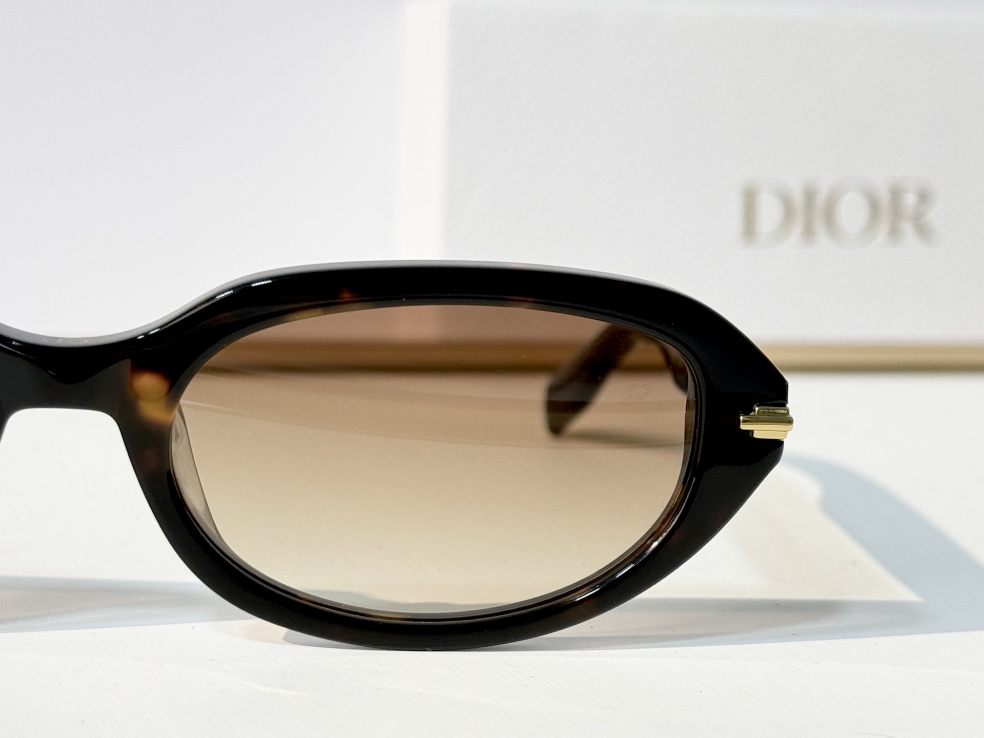 DIO*  MOD：DiorBlackSuit R9F Size：55口20-150