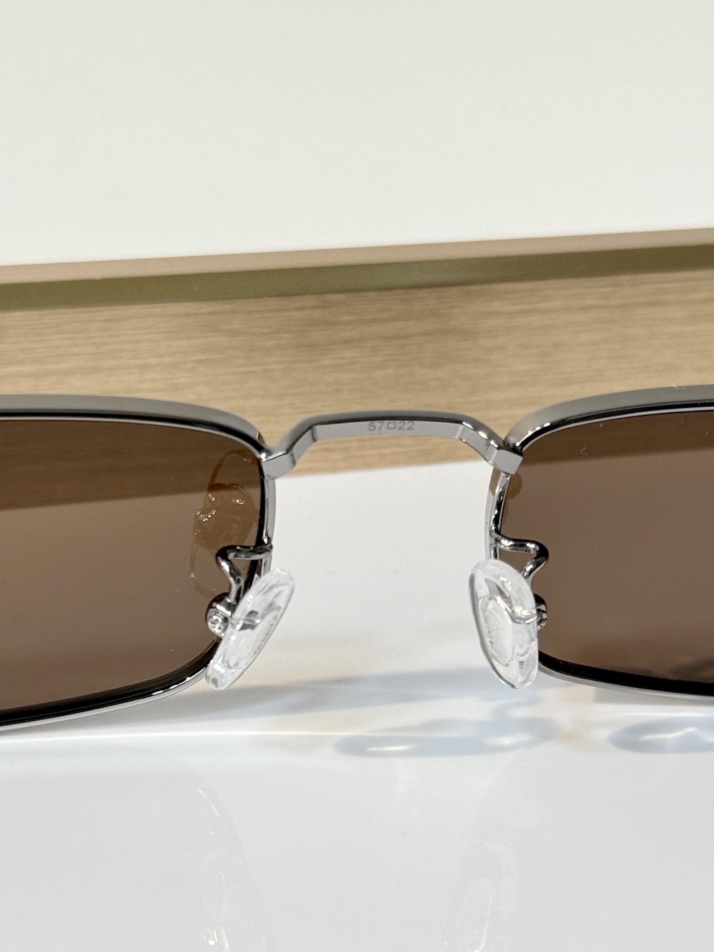 Persol Mod ：1025-S Size ：57口22-145