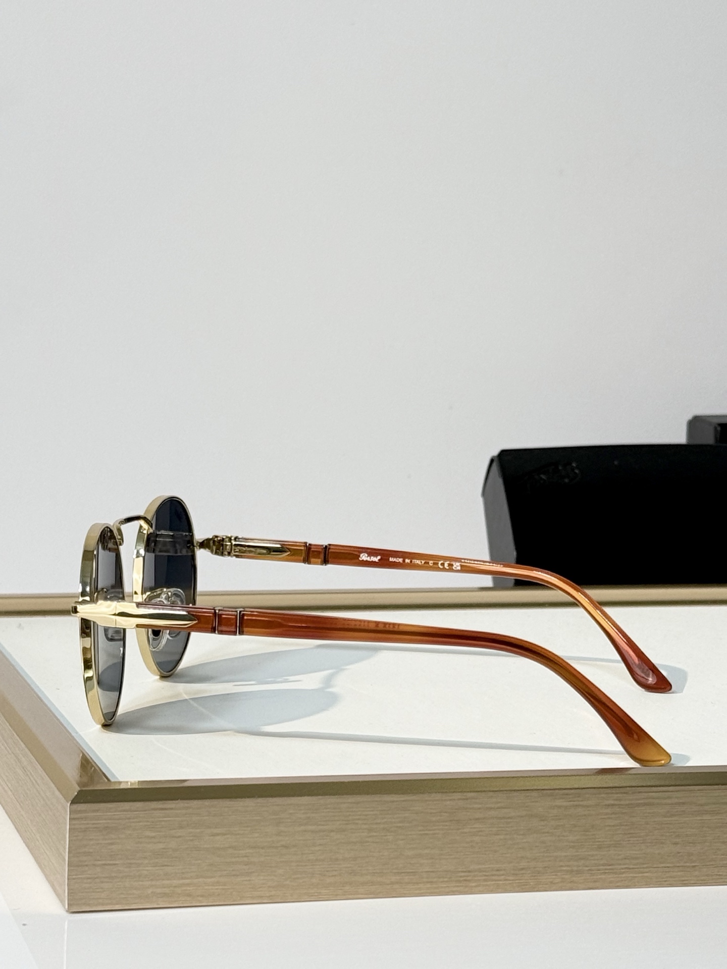 Persol MODEL：1019-S SIZE：53口20-145 