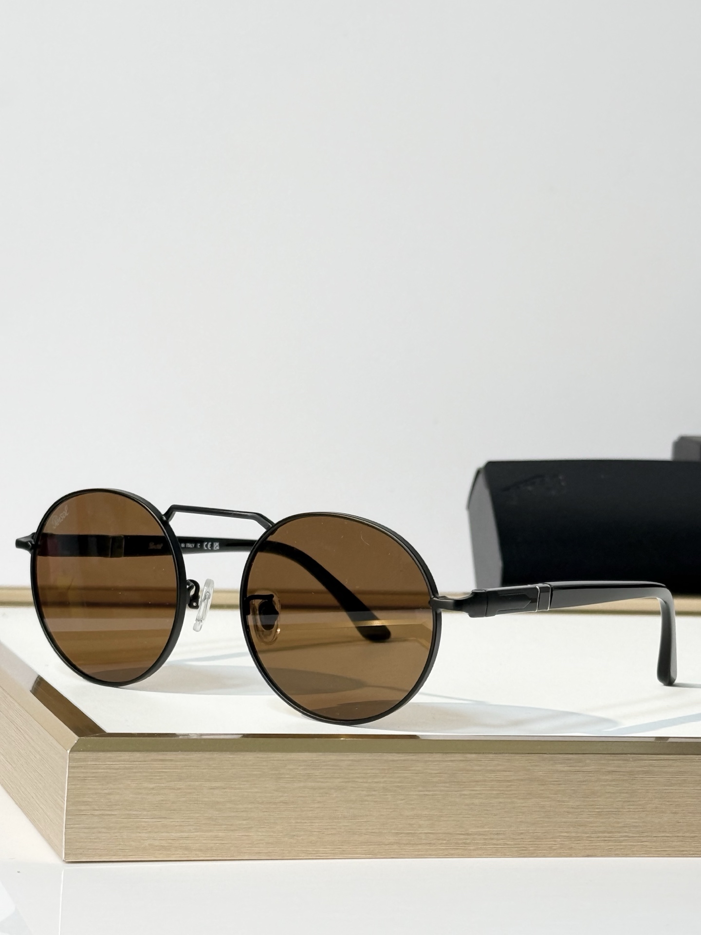Persol MODEL：1019-S SIZE：53口20-145