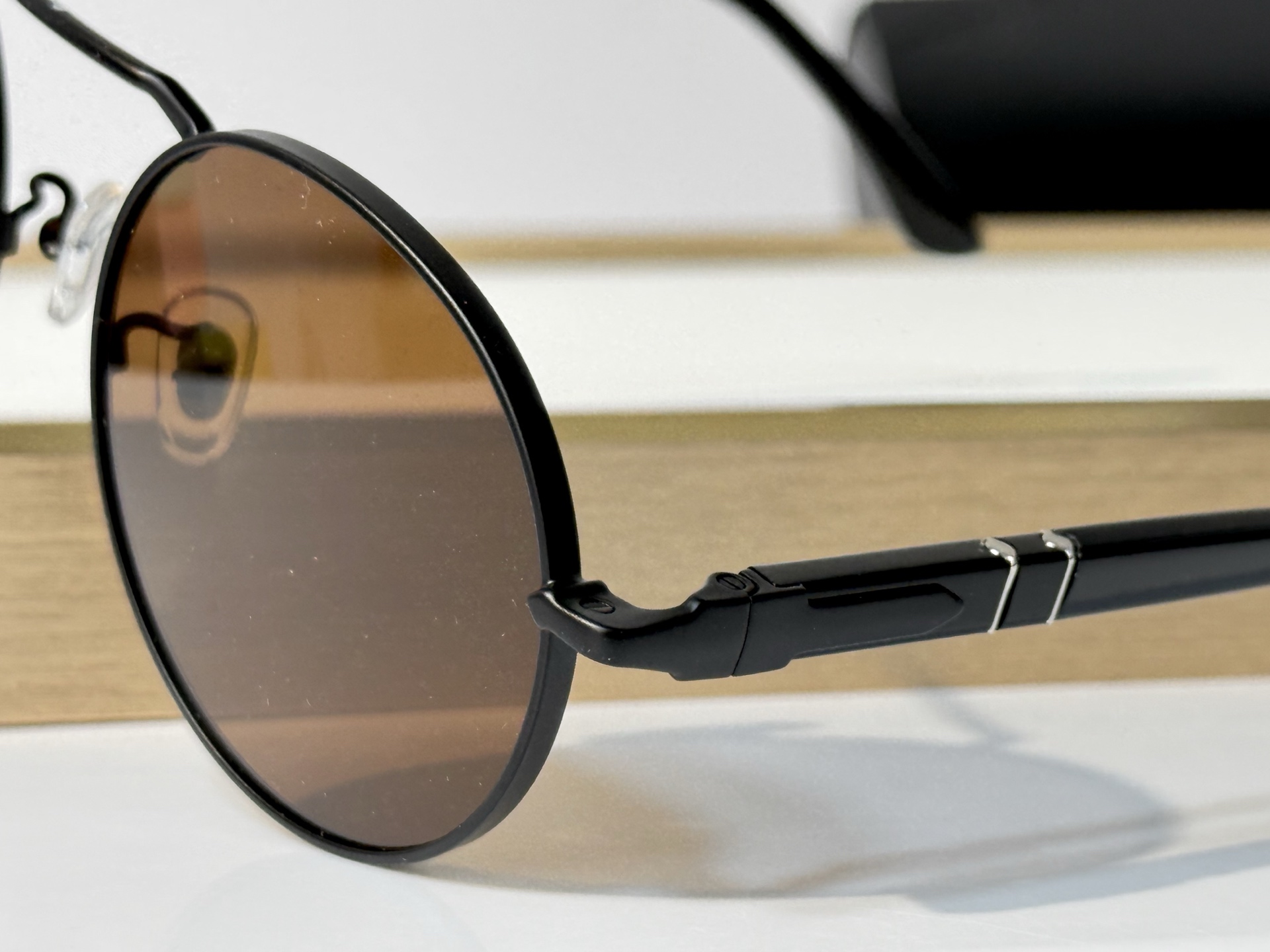 Persol MODEL：1019-S SIZE：53口20-145