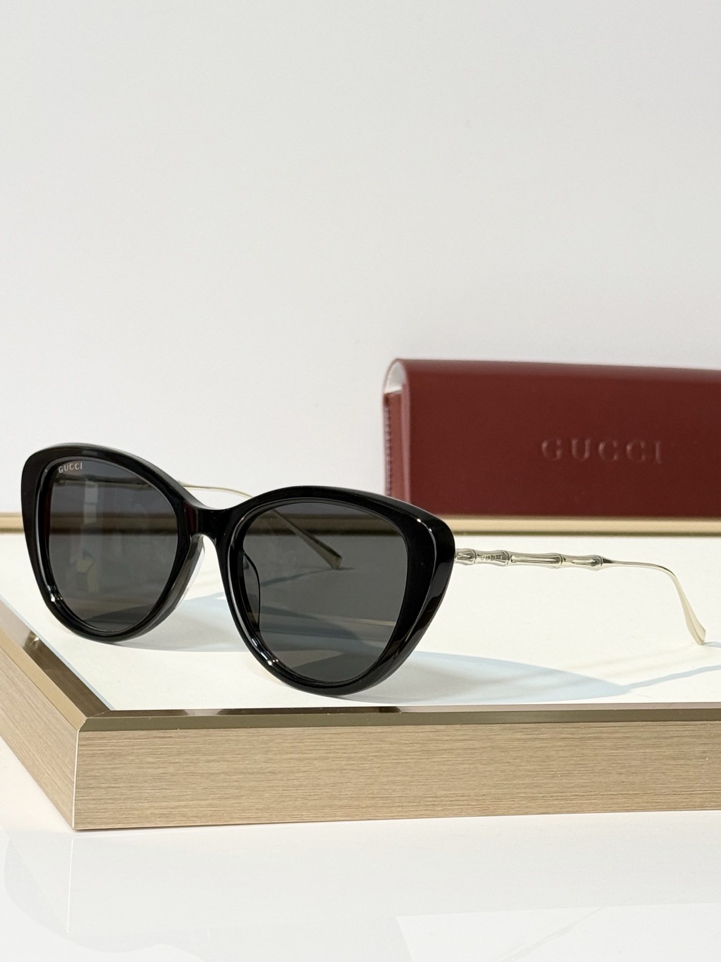 Gucc* Mod：GG2382SA Size ：56口18-145 