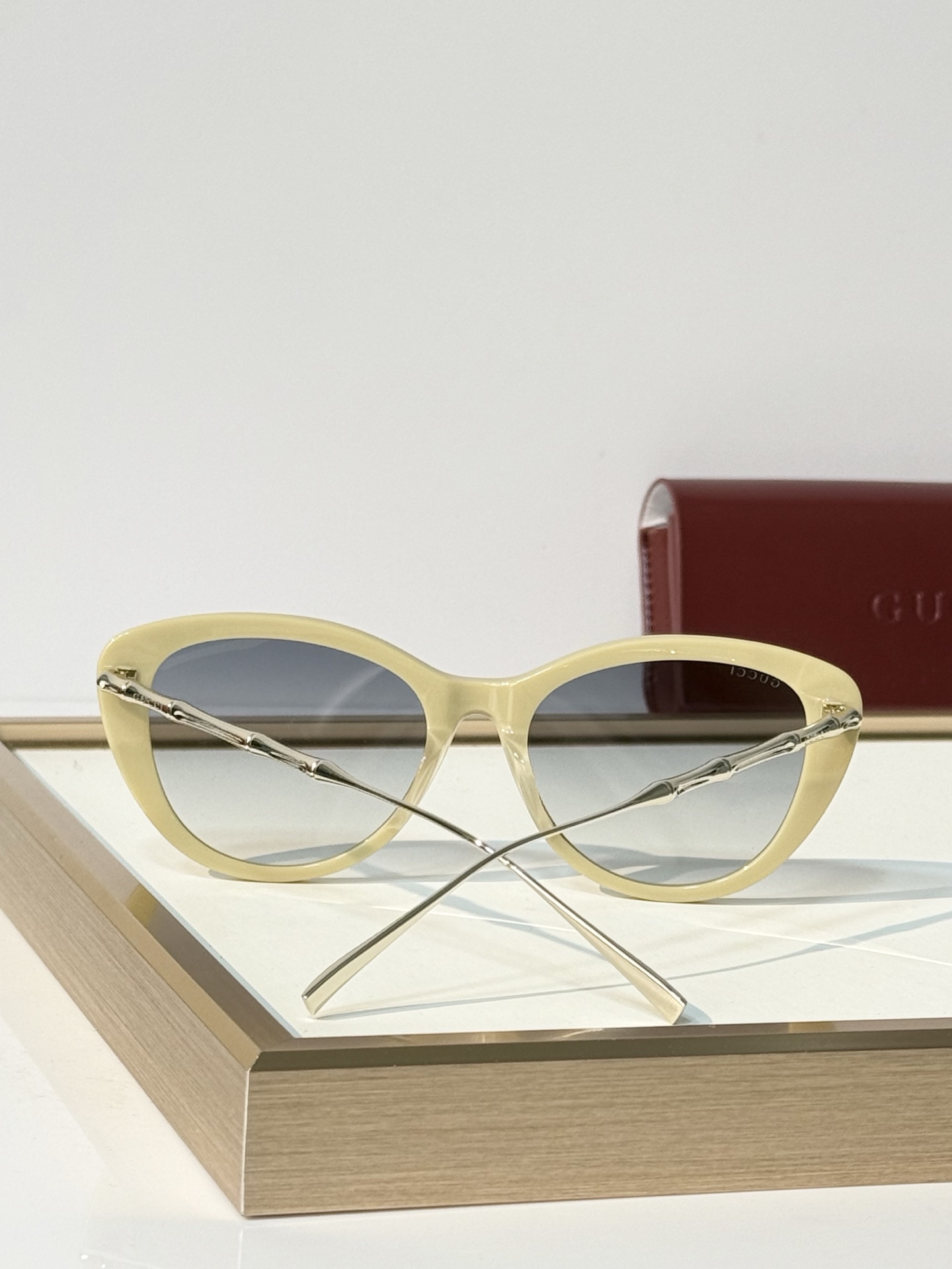 Gucc* Mod：GG2382SA Size ：56口18-145 