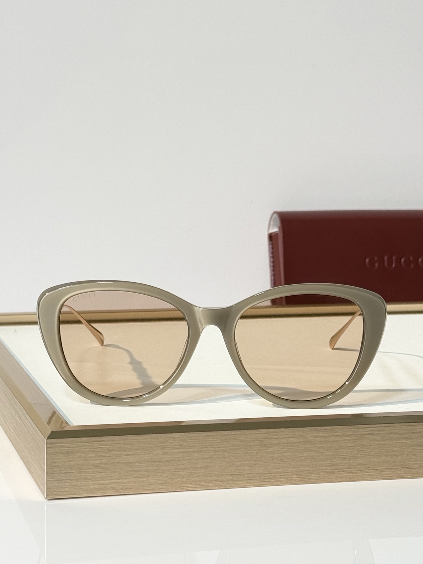 Gucc* Mod：GG2382SA Size ：56口18-145