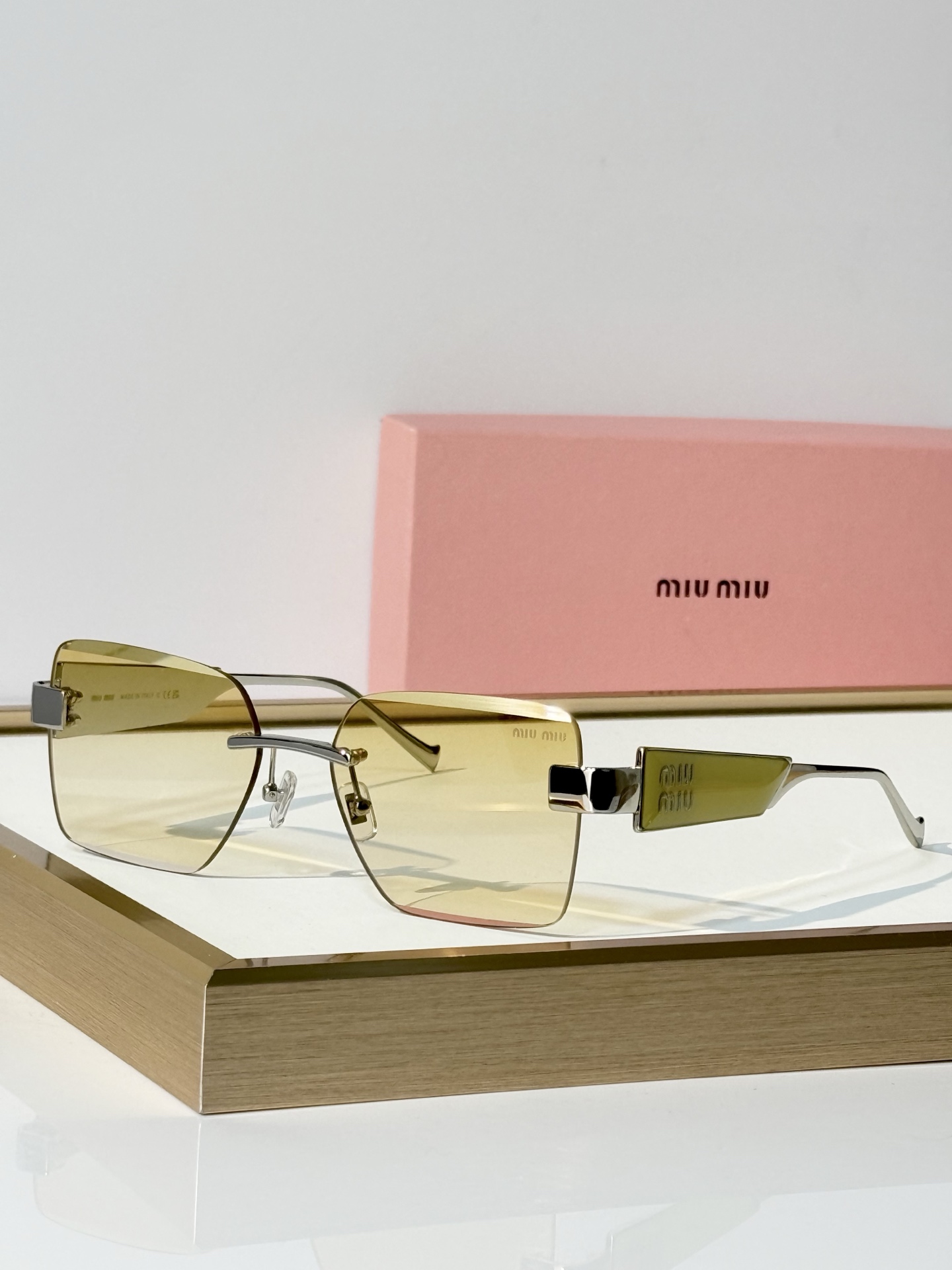 MIU MI*  MODEL:MU 1711LV SIZE：57口17-145 