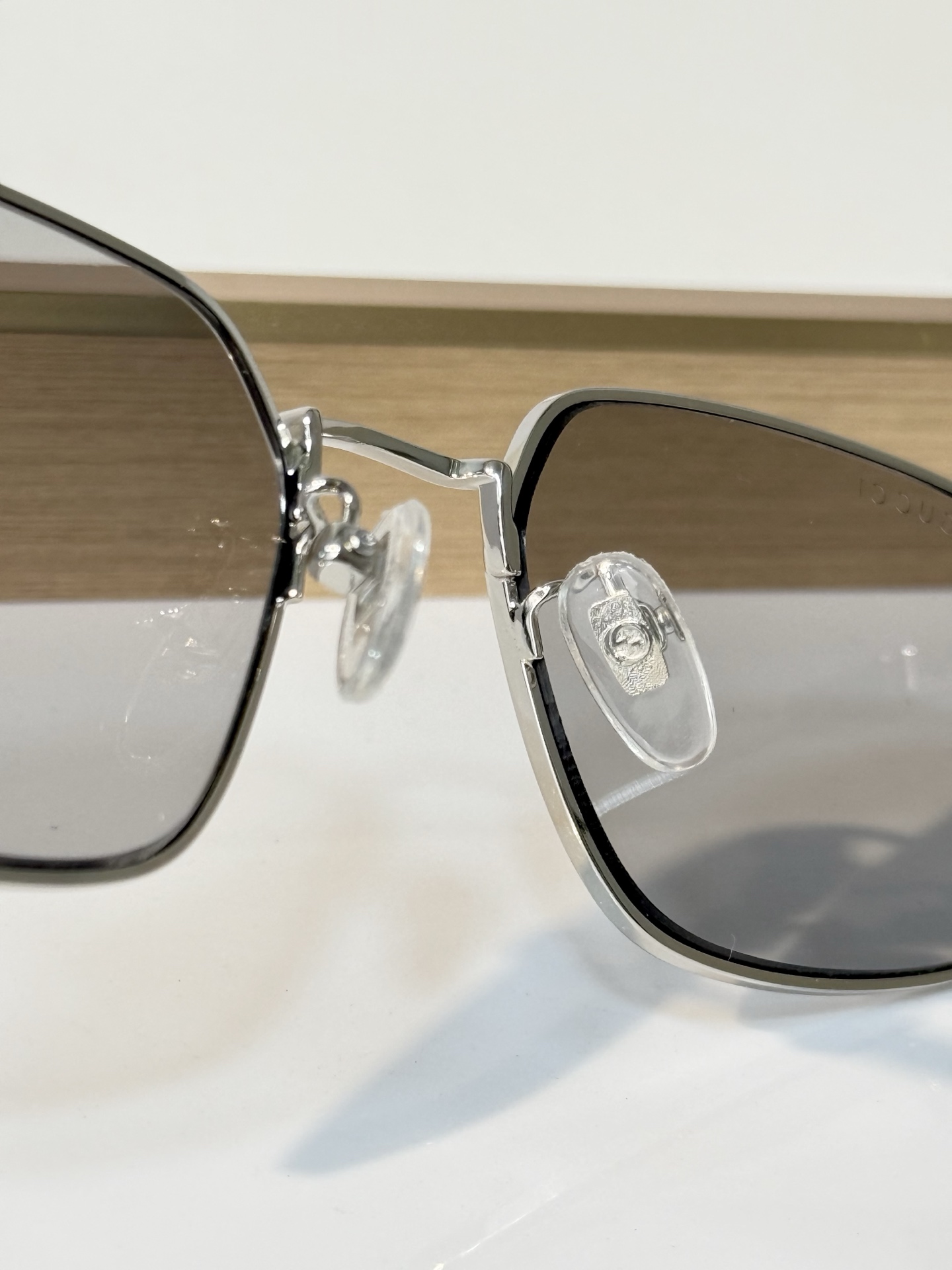 GUCCI* MODEL：GG2296SK SIZE：54口19-145