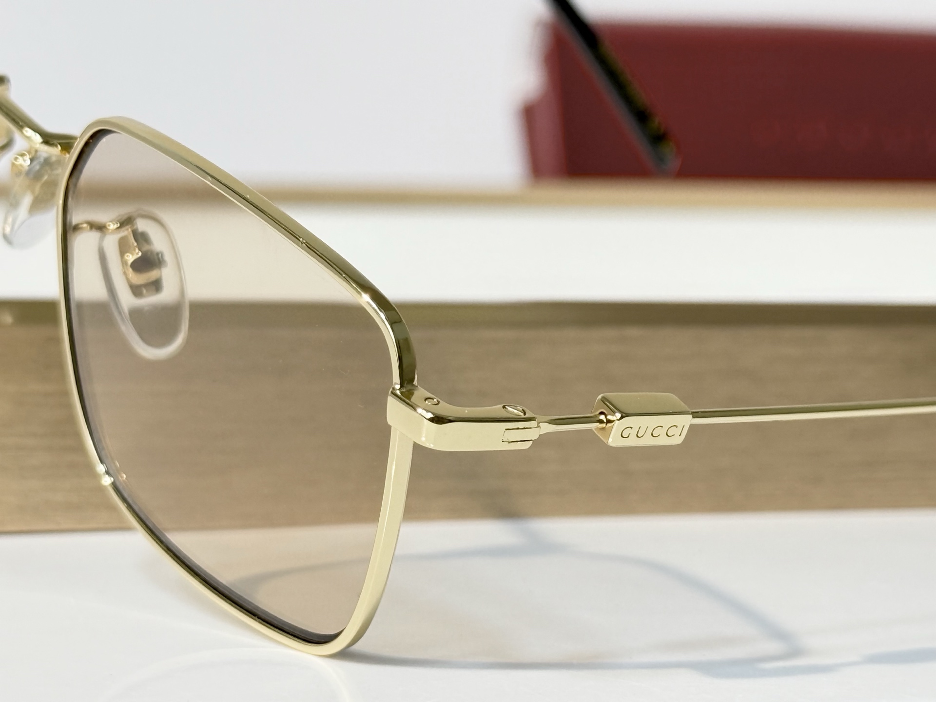GUCCI* MODEL：GG2296SK SIZE：54口19-145