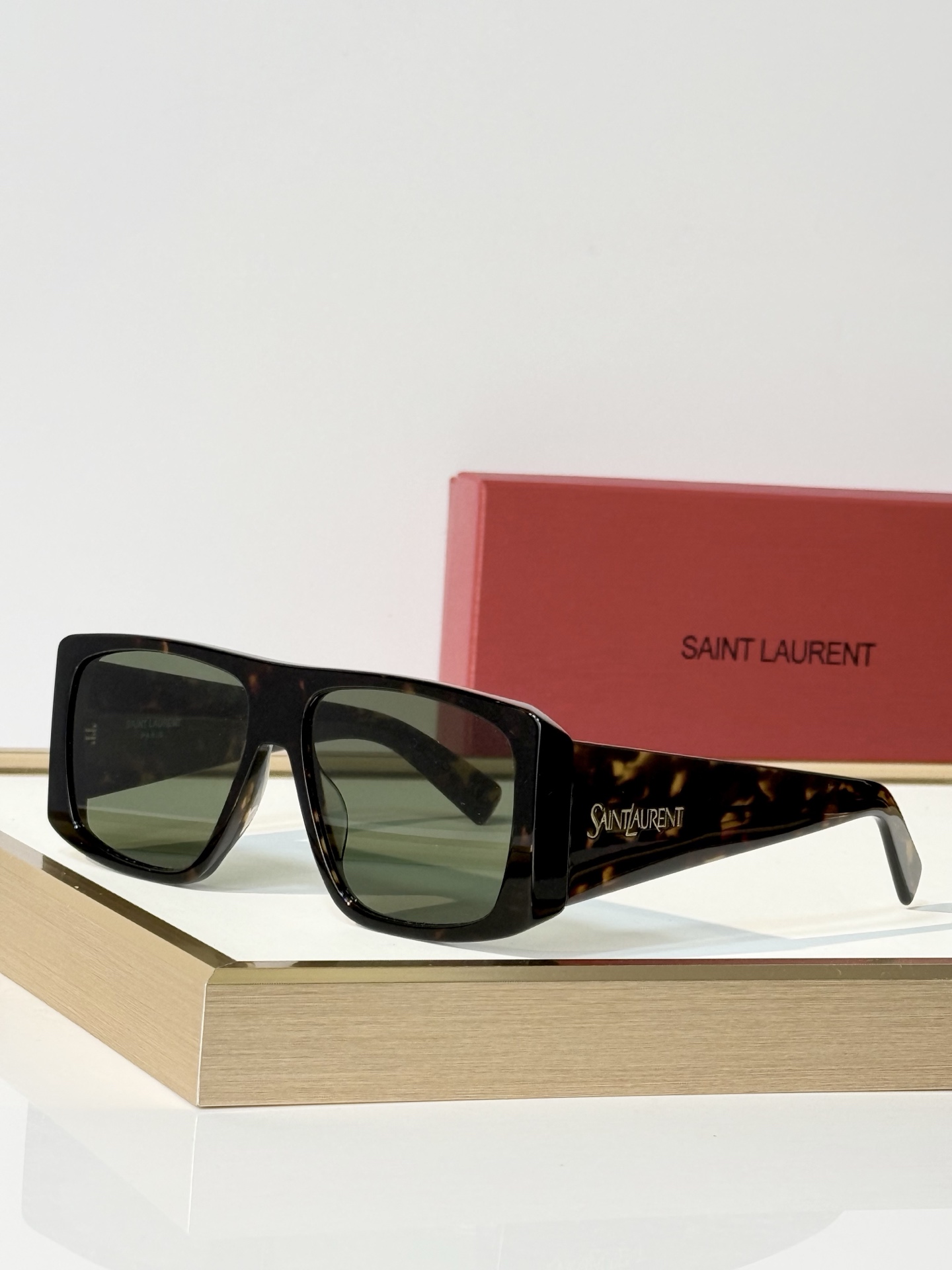 SAINT LAURENT MOD：SL832 size：57口15-140 