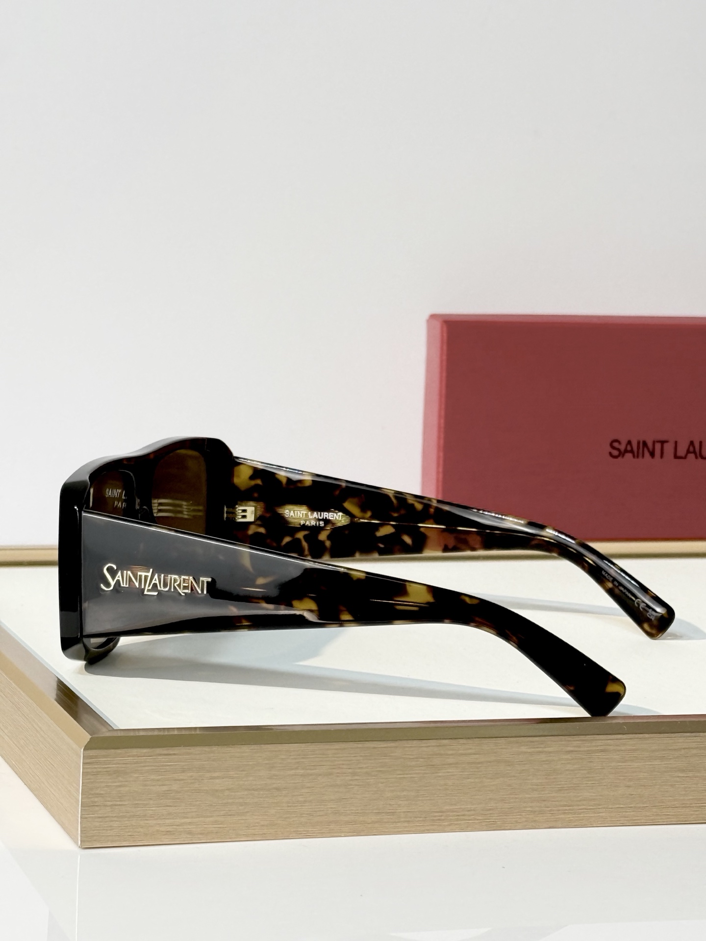 SAINT LAURENT MOD：SL832 size：57口15-140