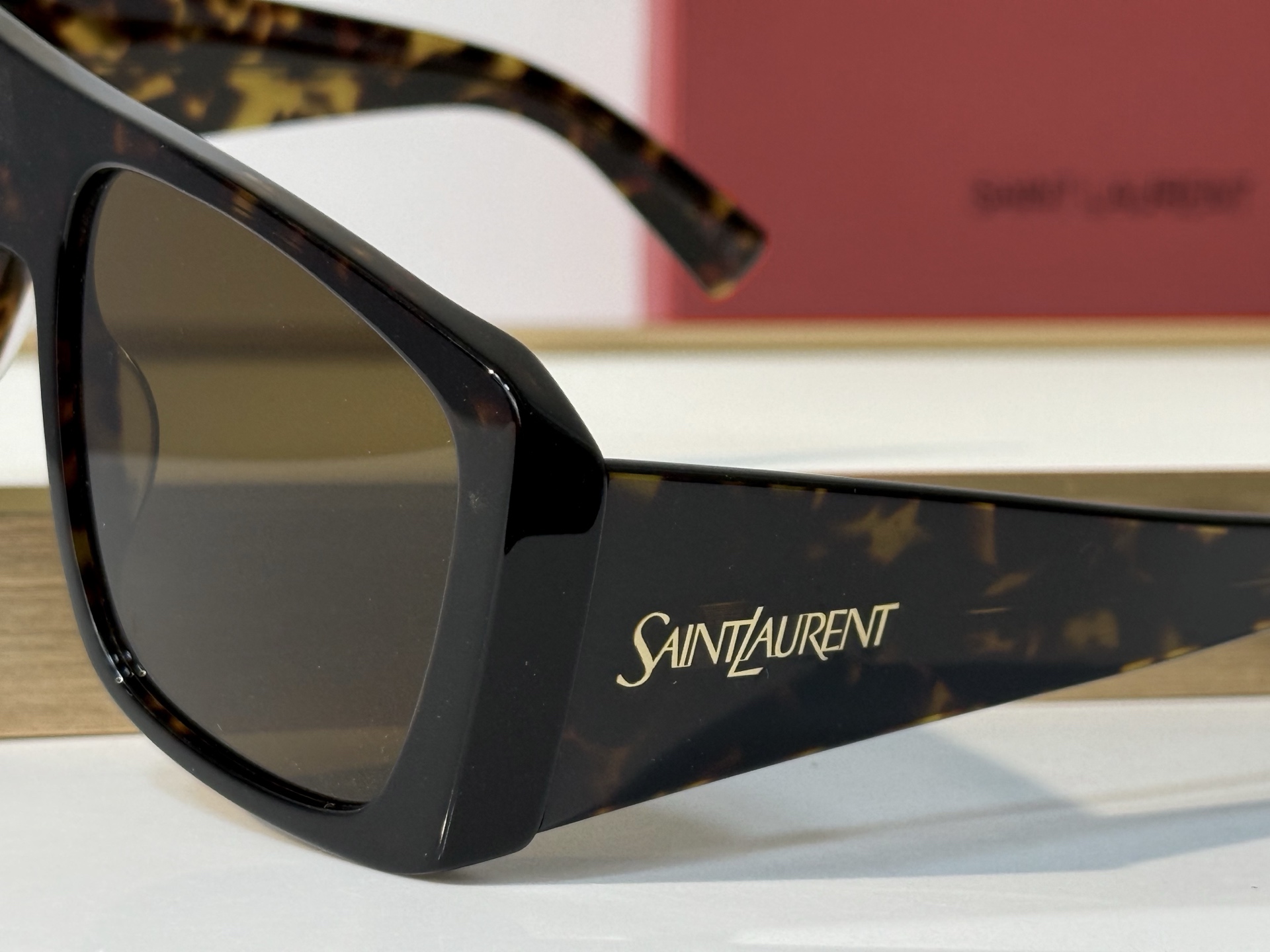 SAINT LAURENT MOD：SL832 size：57口15-140
