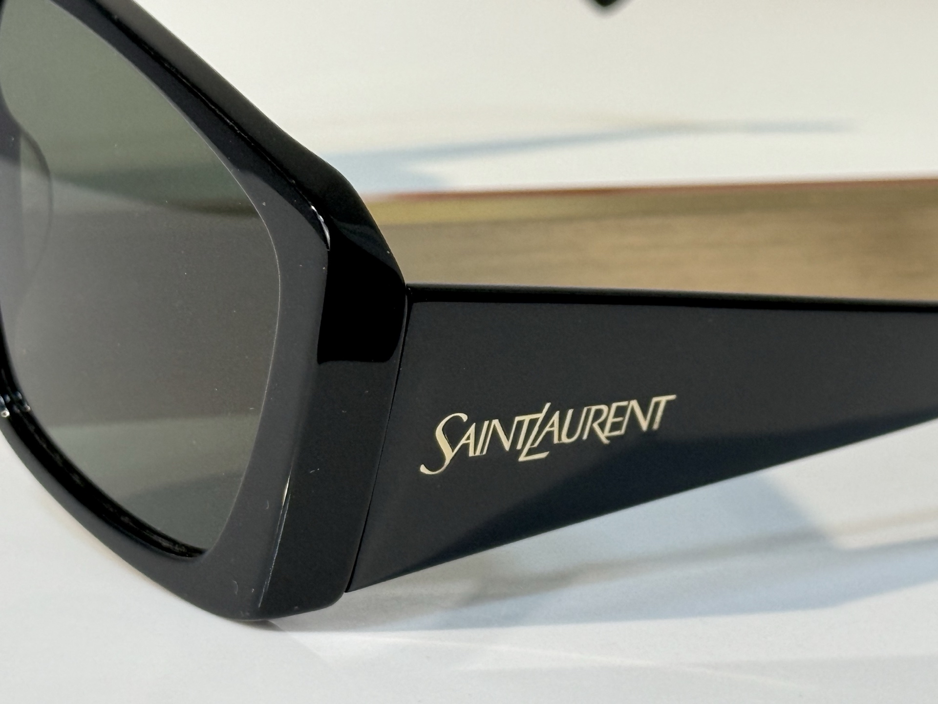 SAINT LAURENT MOD：SL832 size：57口15-140