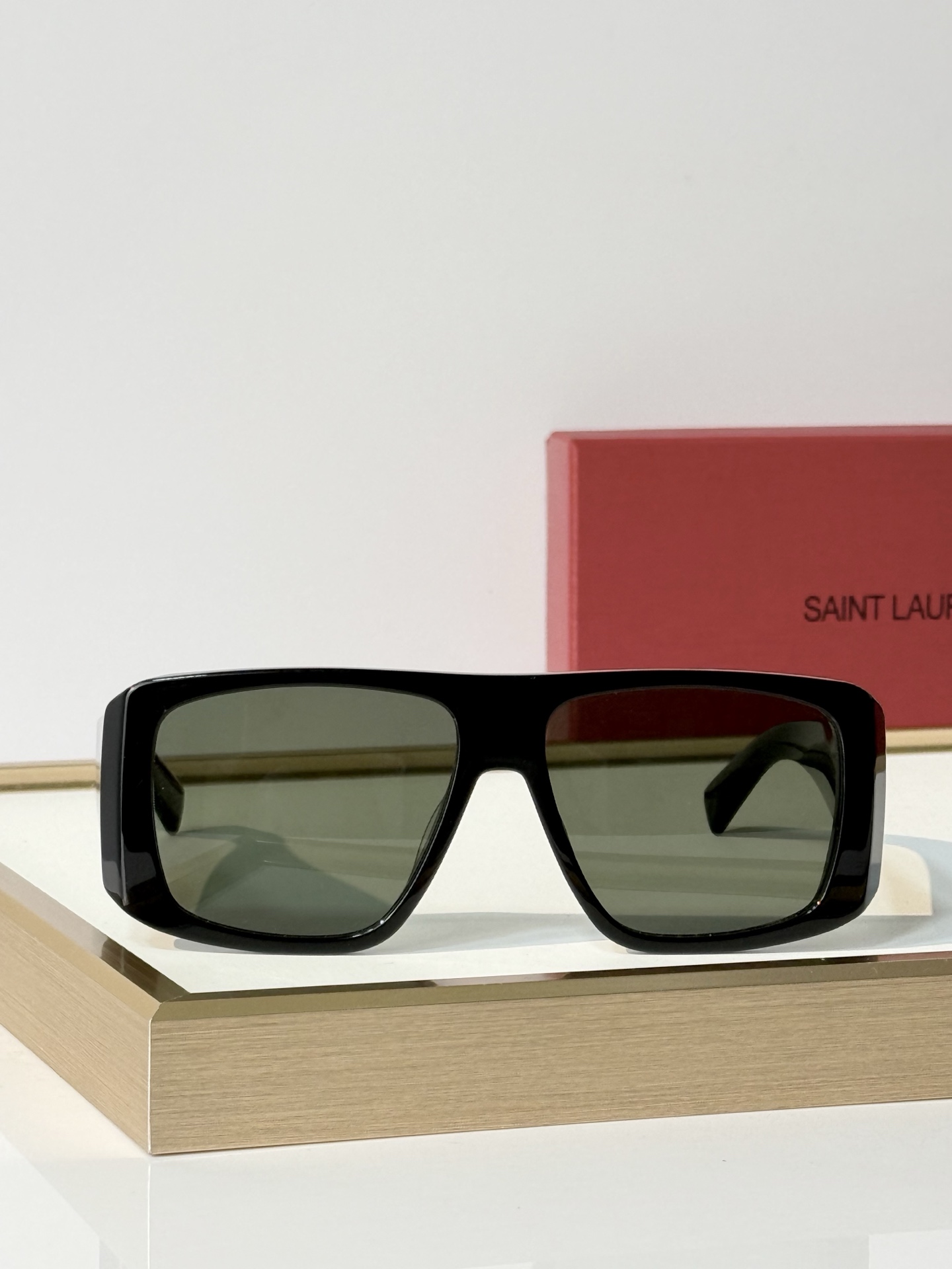 SAINT LAURENT MOD：SL832 size：57口15-140