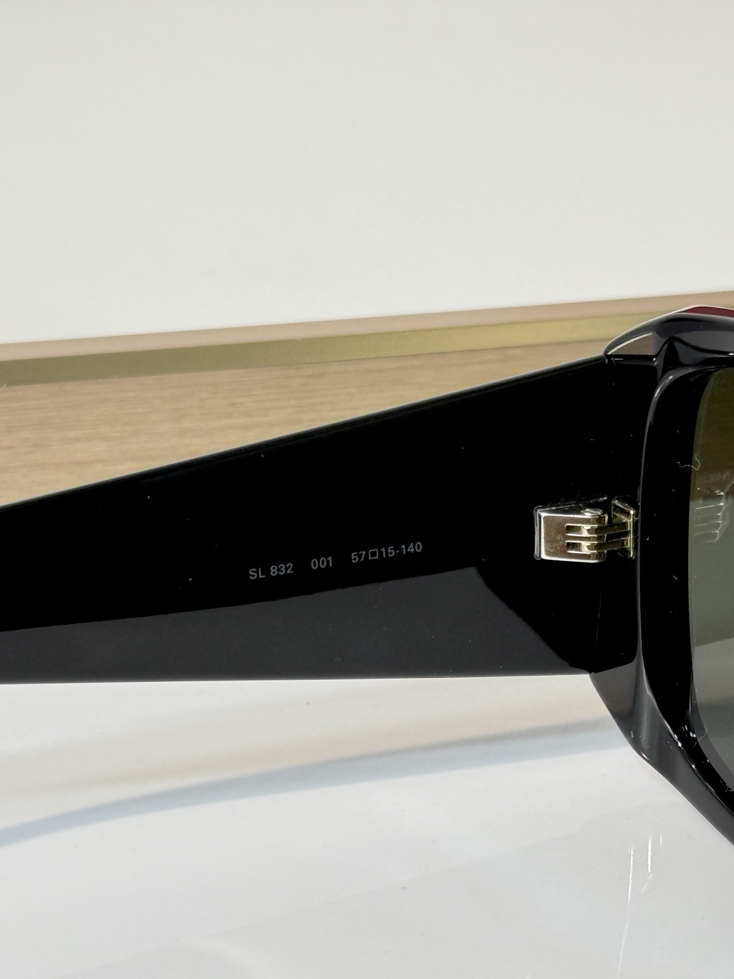 SAINT LAURENT MOD：SL832 size：57口15-140