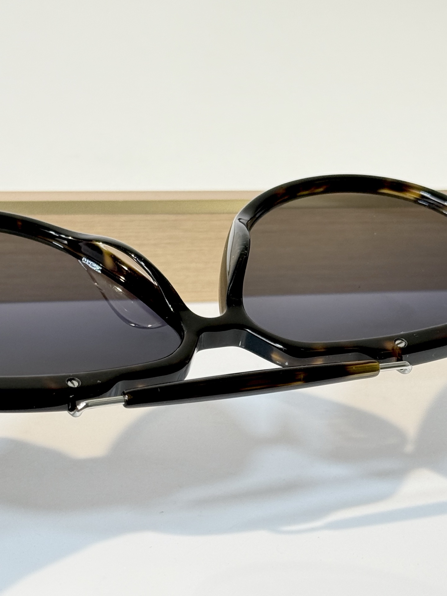 Persol MODEL：0202-S SIZE：57口13-140