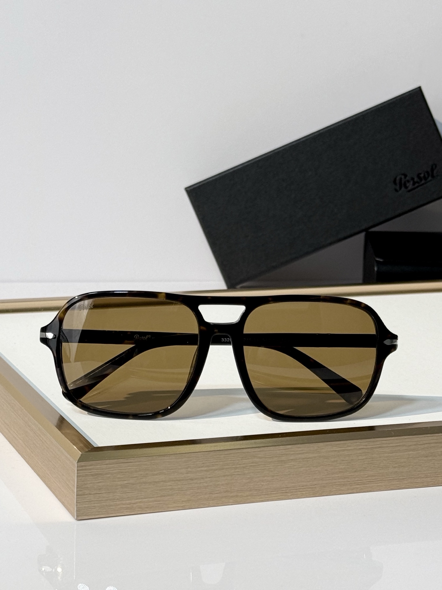Persol MODEL：3328-S SIZE：58口19-150 