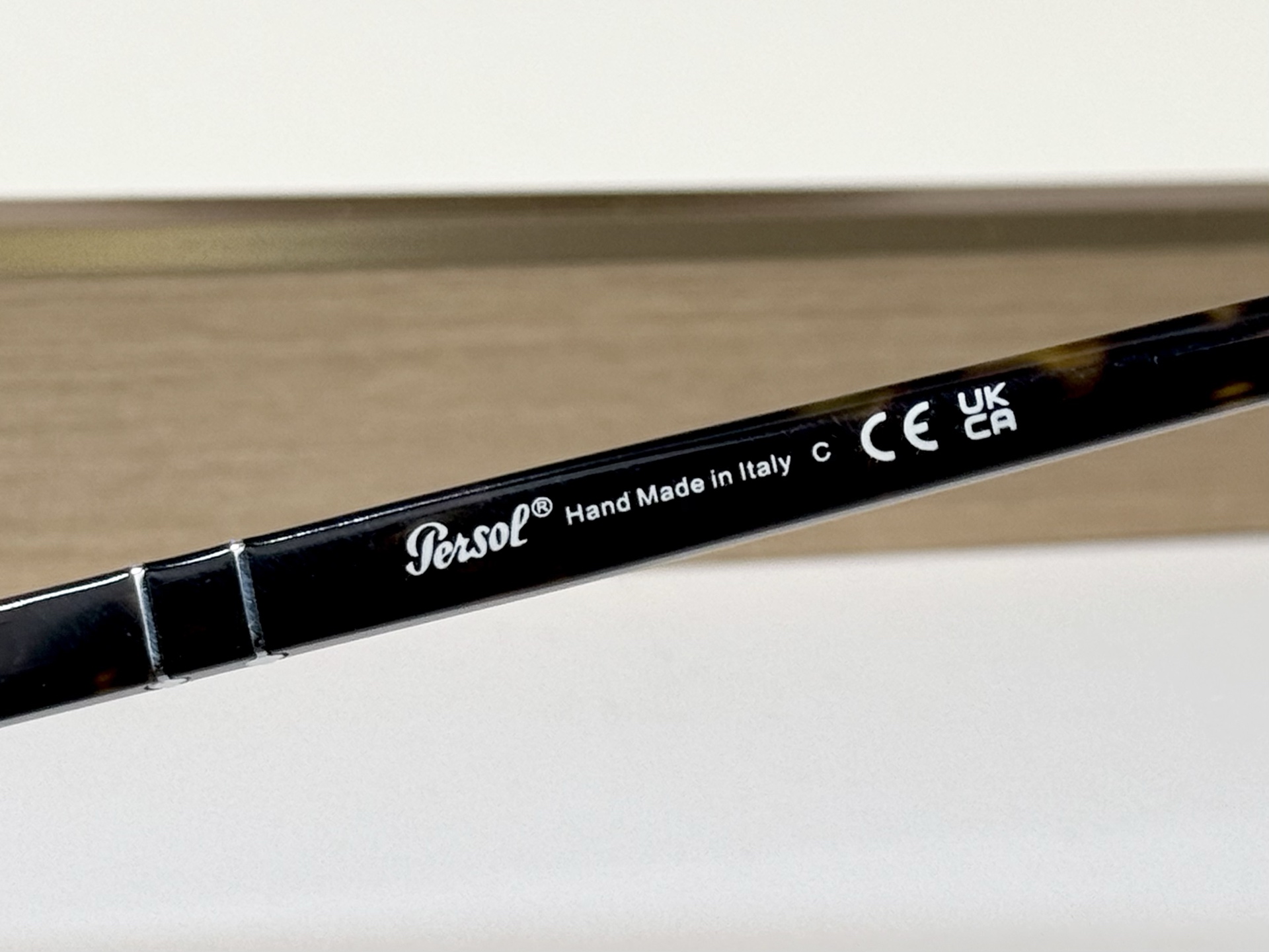 Persol MODEL：0PO3302S SIZE：55口19-145 