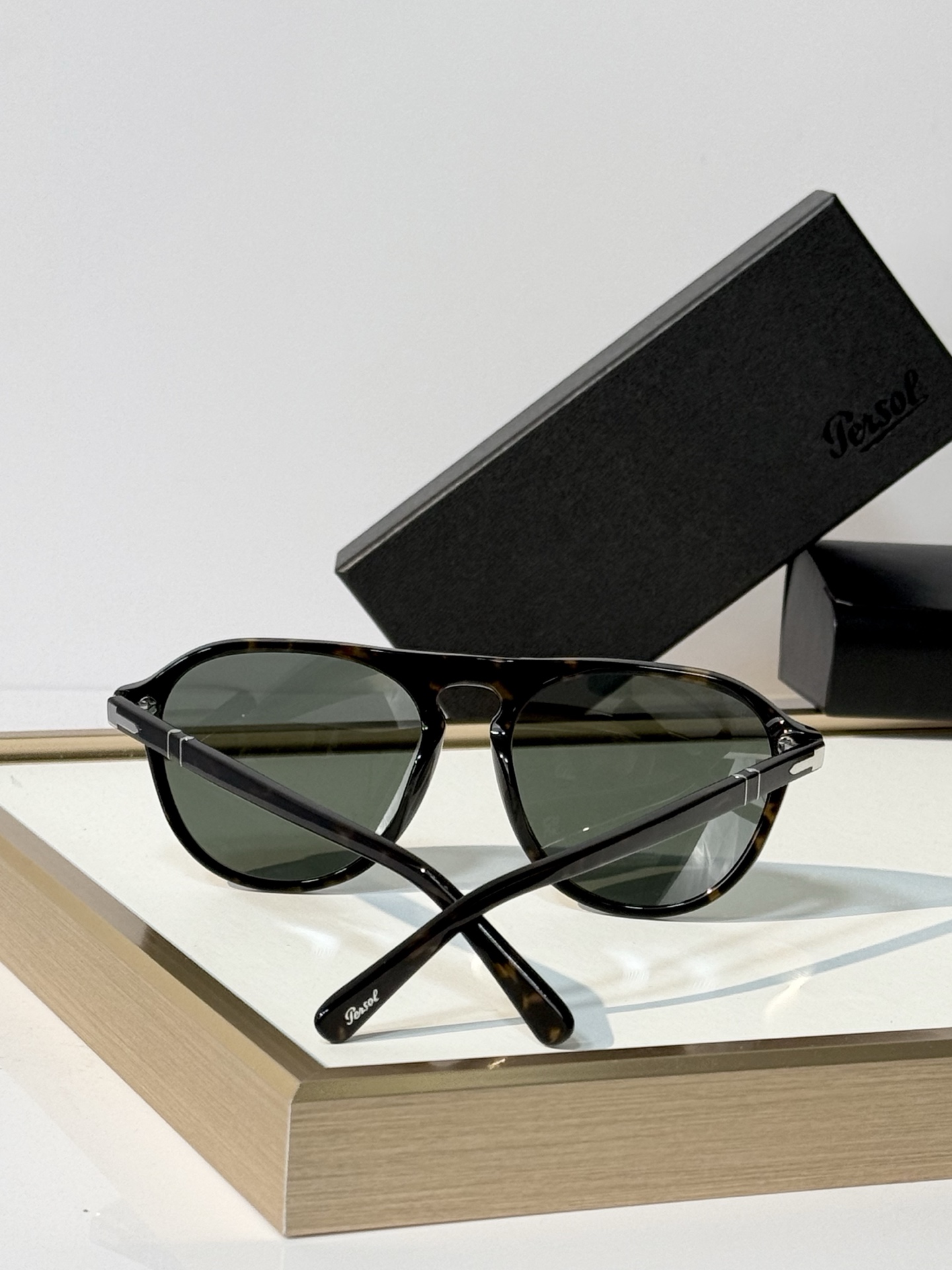 Persol MODEL：0PO3302S SIZE：55口19-145 