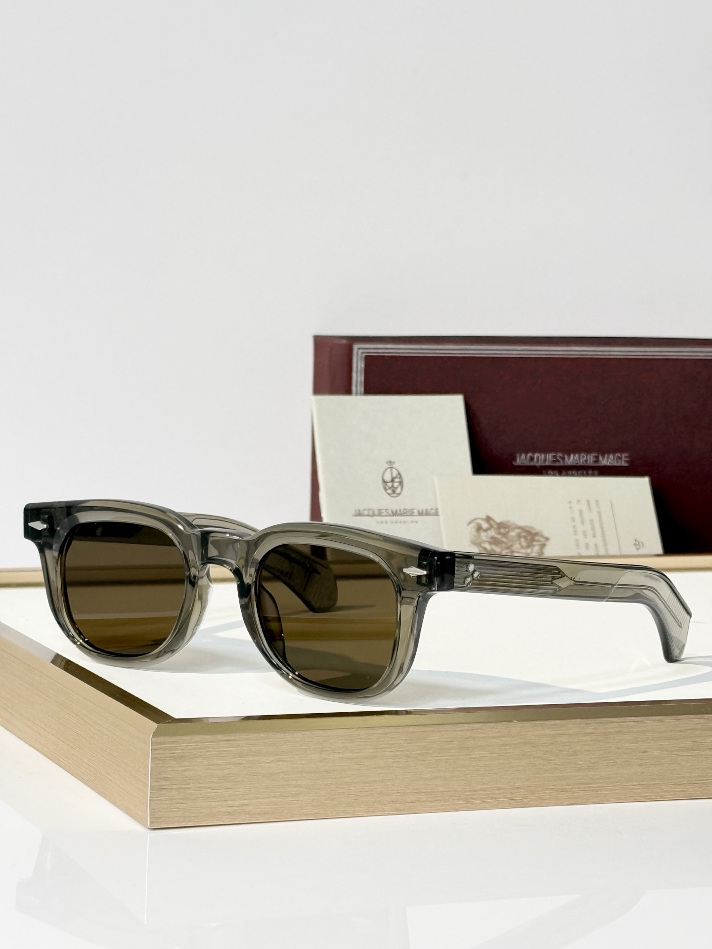 JACQUES MARIE MAG MODEL：JAXI SIZE: 48口23 