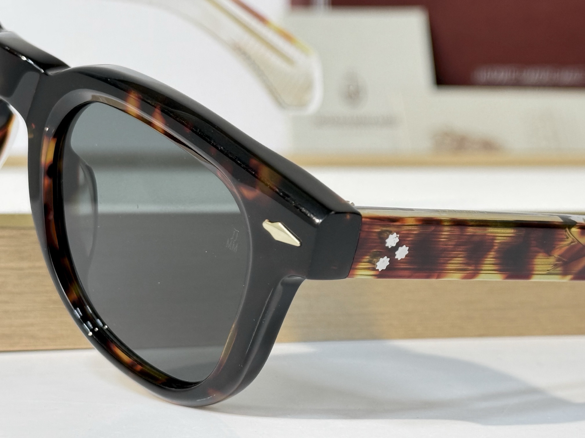 JACQUES MARIE MAG MODEL：JAXI SIZE: 48口23 