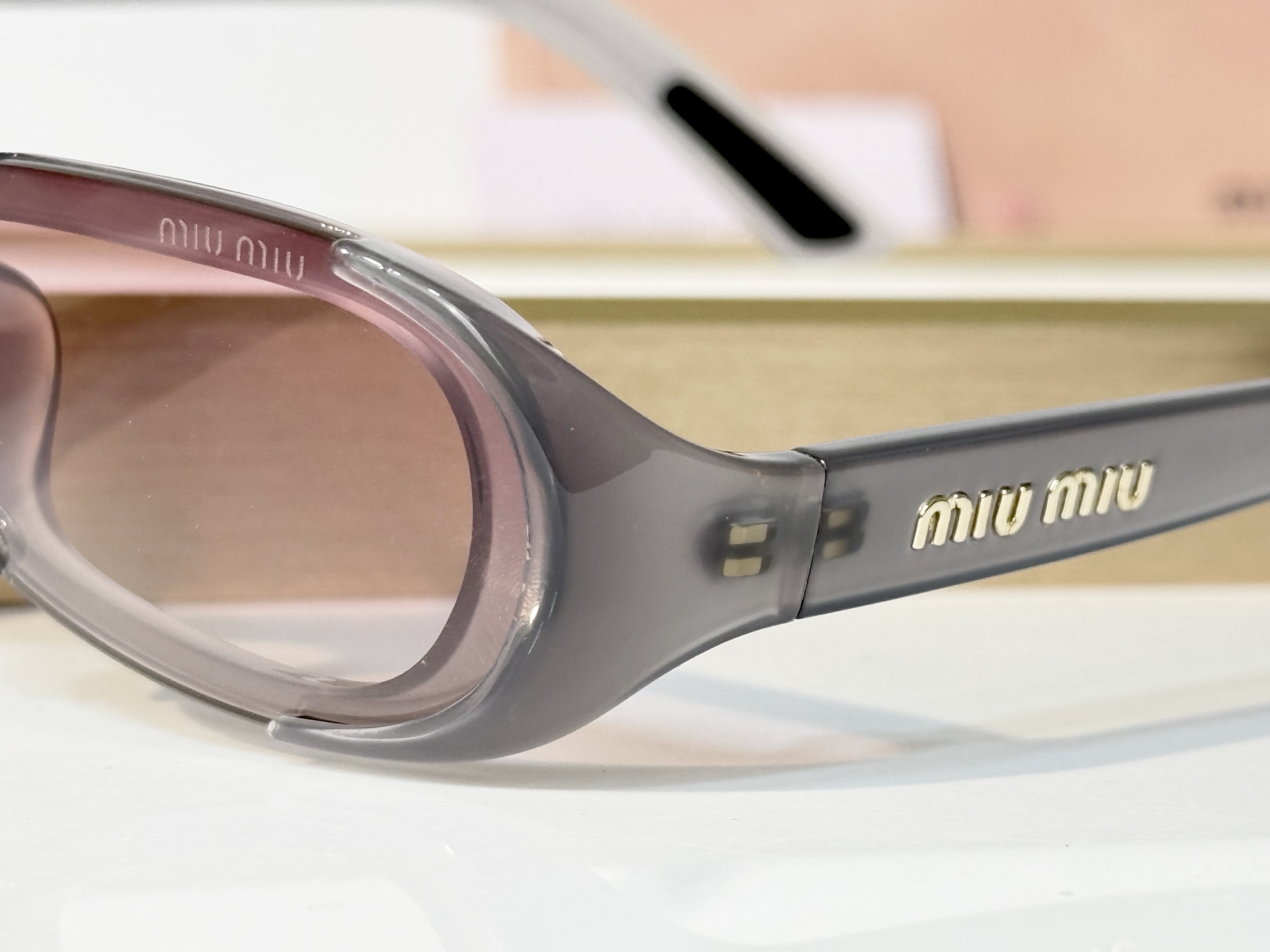 MIU MI* MODEL: OMU C07SU SIZE：62口12-140