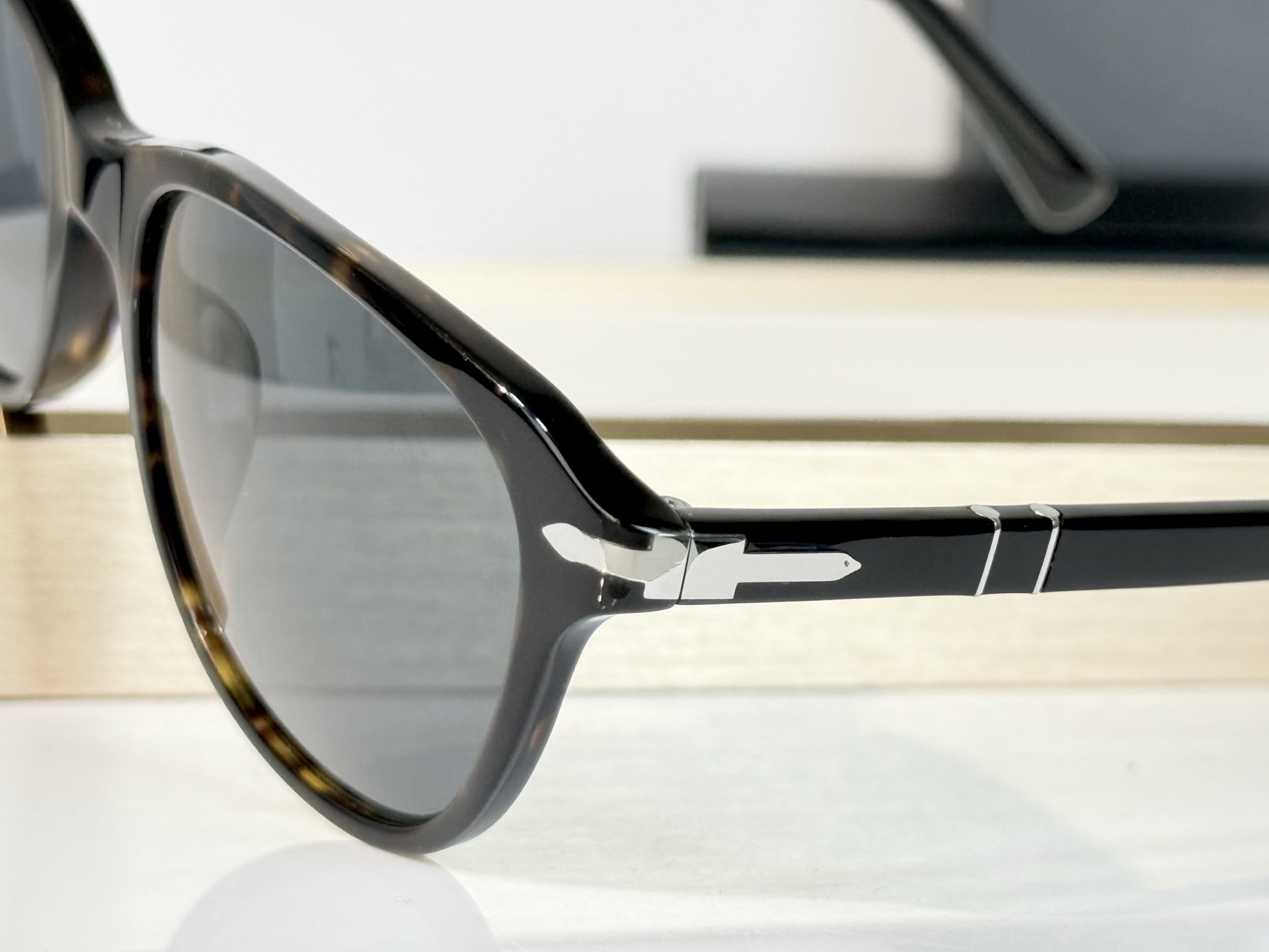 PERSOL  MODEL:0PO1935S SIZE:53口19 145 