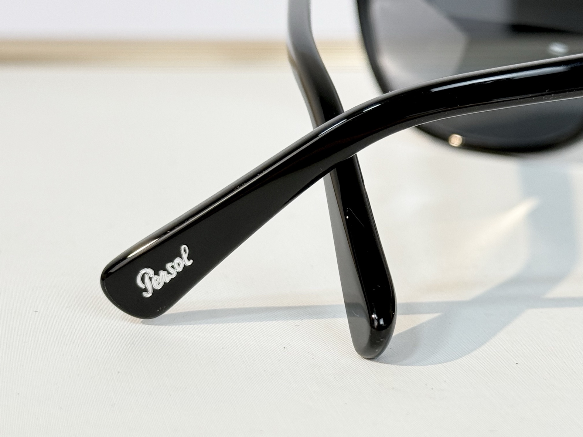 PERSOL  MODEL:0PO1935S SIZE:53口19 145