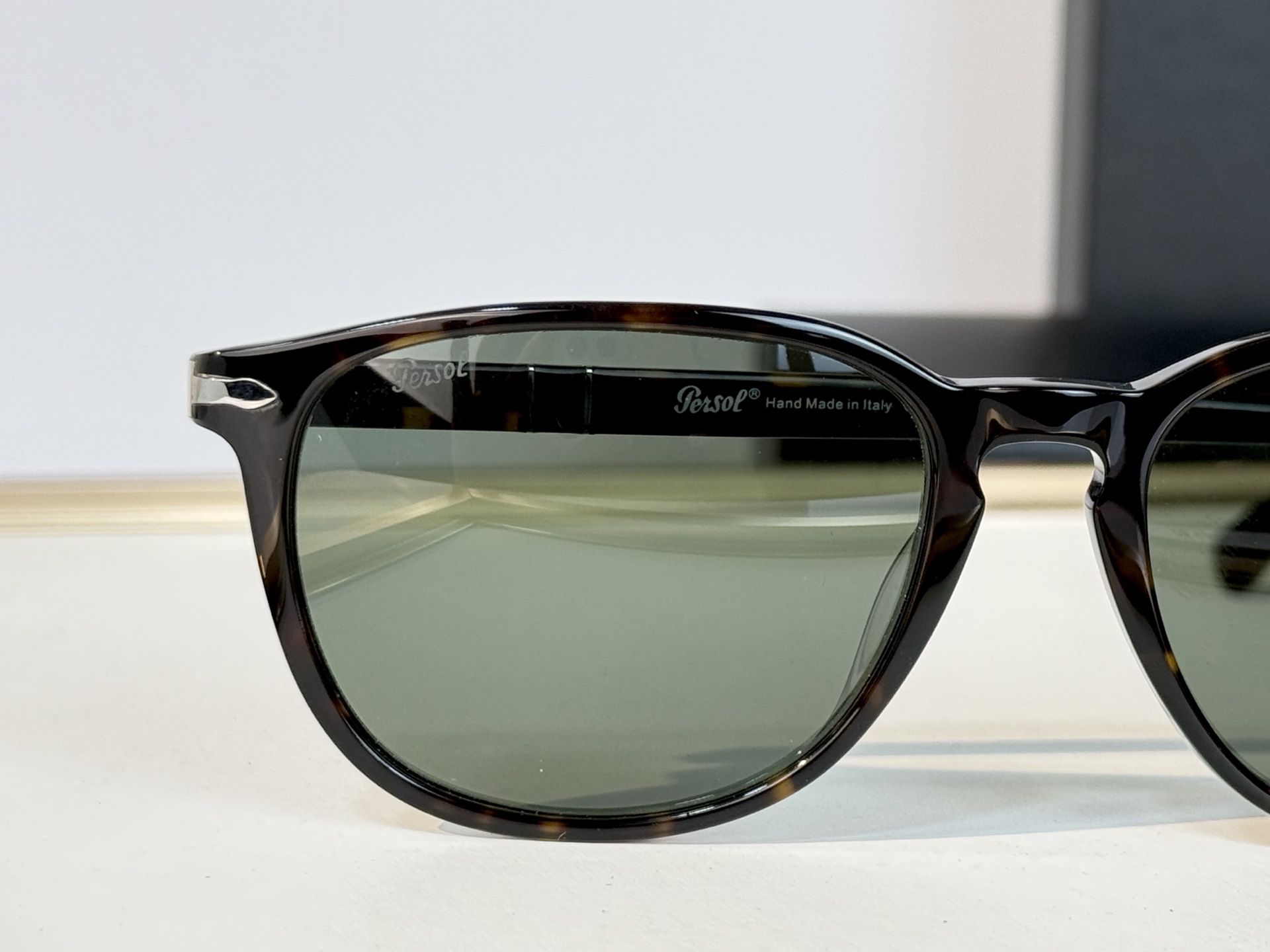 PERSOL  MODEL:0PO3019S SIZE:52口18 140 