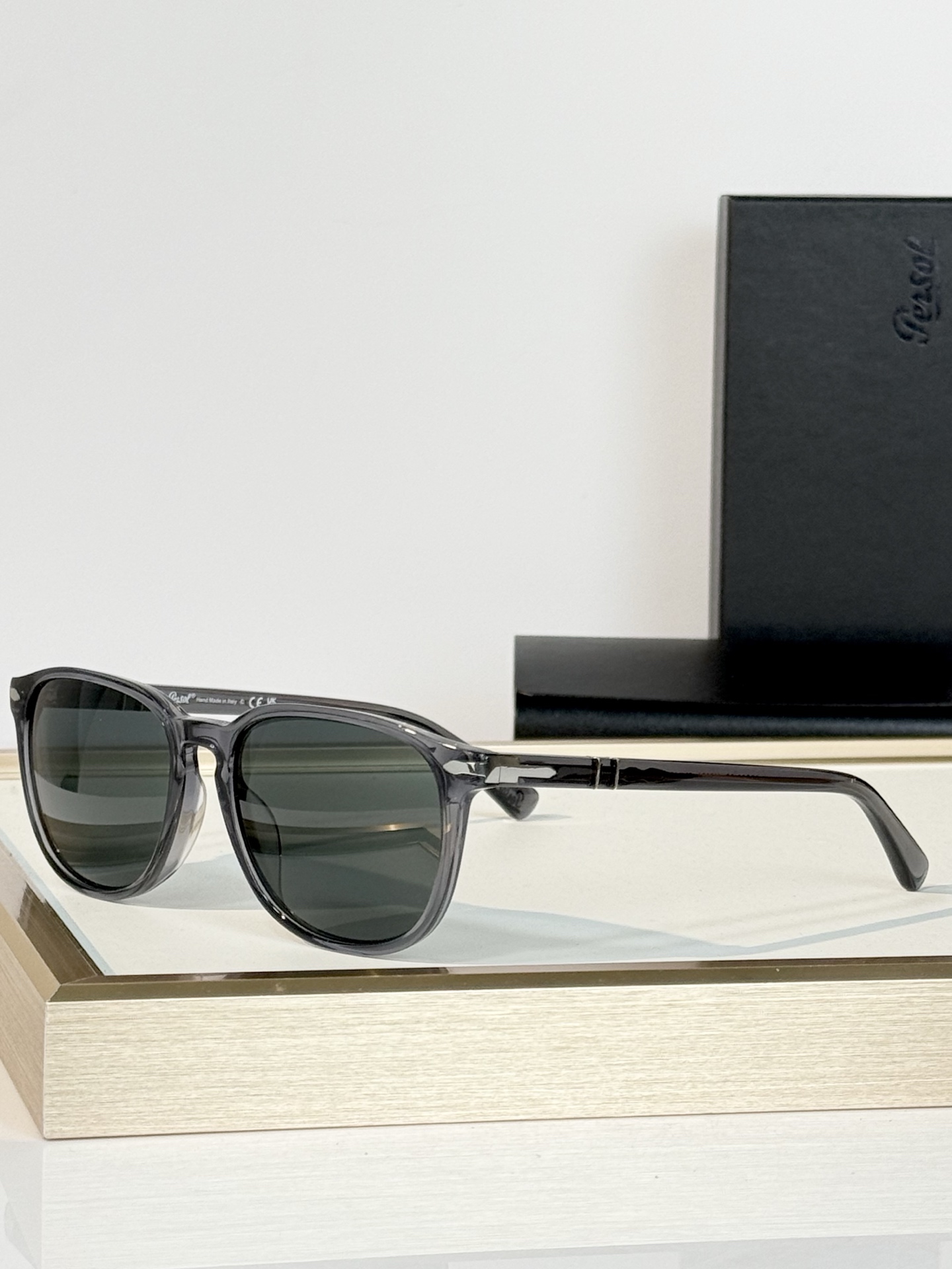 PERSOL  MODEL:0PO3019S SIZE:52口18 140 