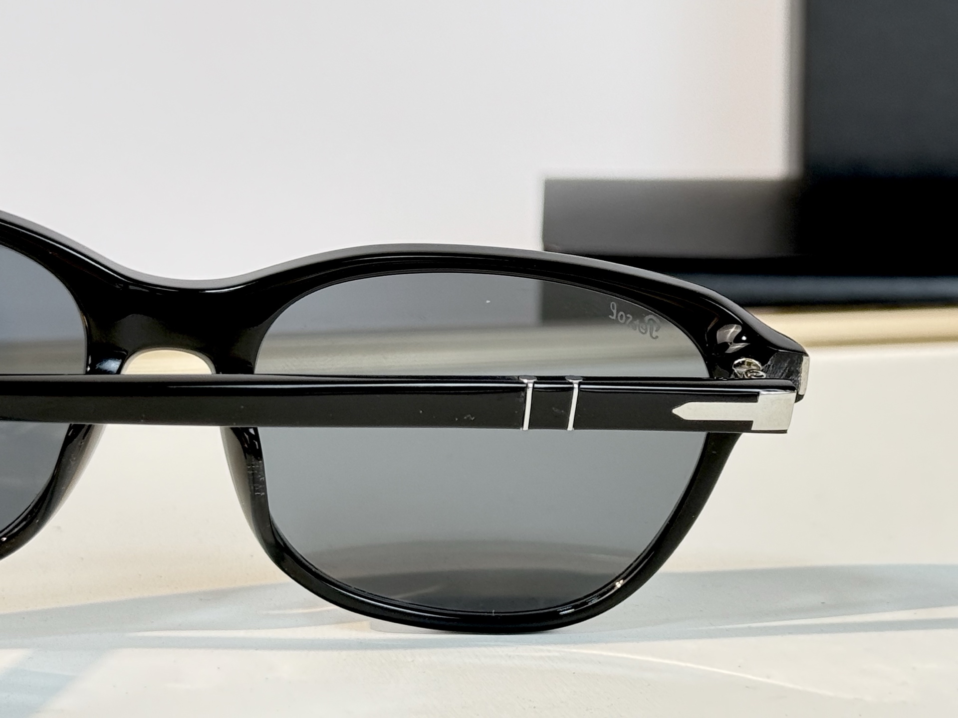 PERSOL  MODEL:0PO1935S SIZE:53口19 145