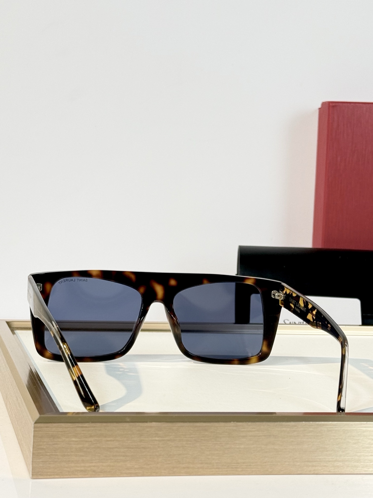 Saint Lauren* Mod：SL651 Size：56-17-145 