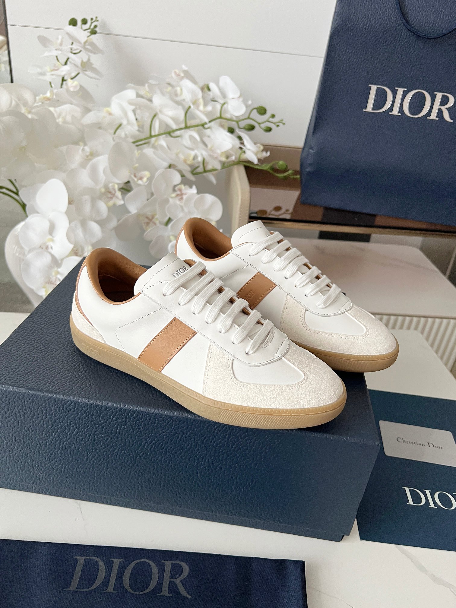 Dior B01 Zapatillas Deportivas de Cuero y Ante en Blanco y Marrón para Hombre