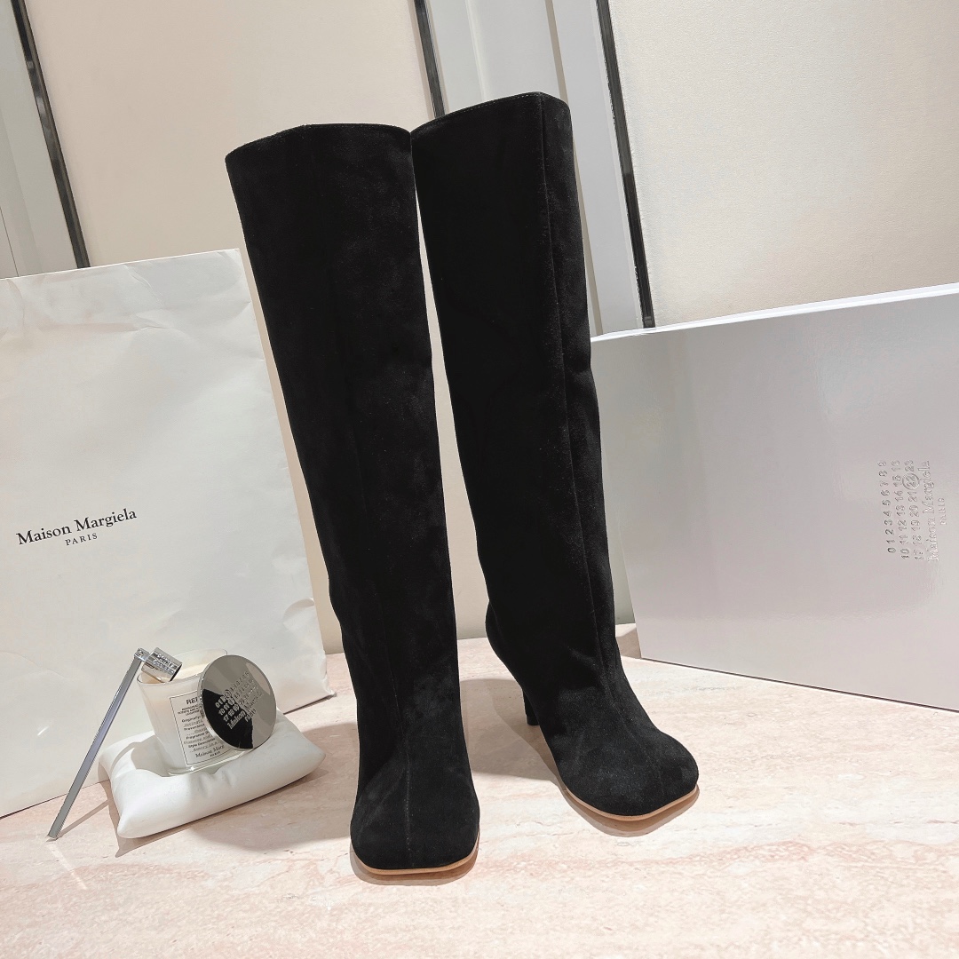 New MM-6 Autumn High Boots in Ox Skin, Code 35-39. - 图片 2