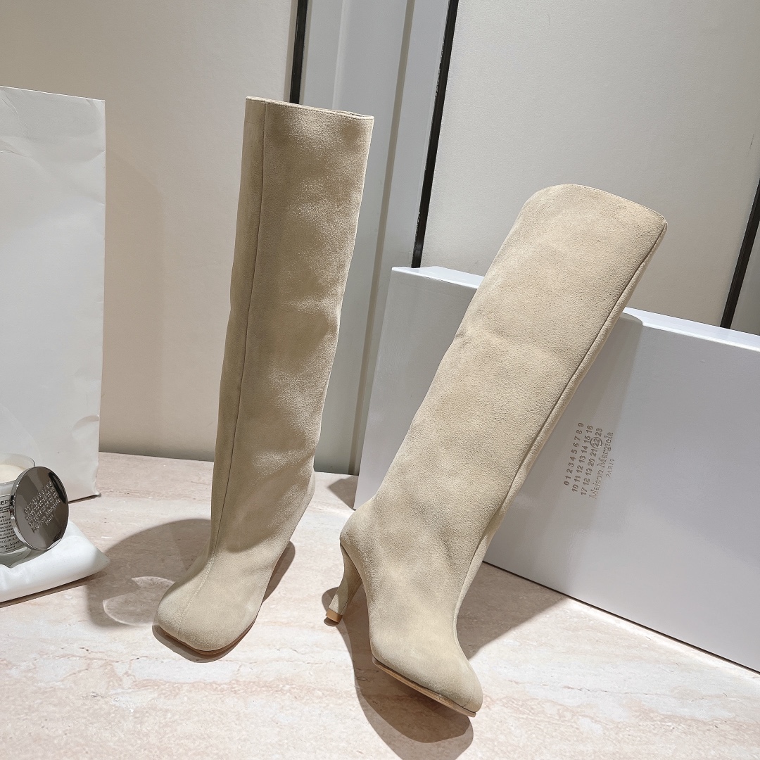 Top Version: MM-6 Autumn High Boots in Ox Skin, Code 35-39 (40). - 图片 4