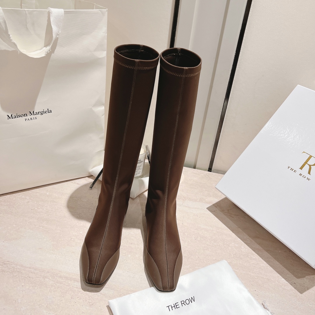 NO:439605,Fabric cowhide elastic leather footbed sheepskin large sole rubber sole 35-40 batches, boots, boots, cowhide, sheepskin19860909面料牛皮弹力皮 垫脚羊皮 大底橡胶底 35-40 批,靴子,boots,cowhide,sheepskin,Women's Shoes