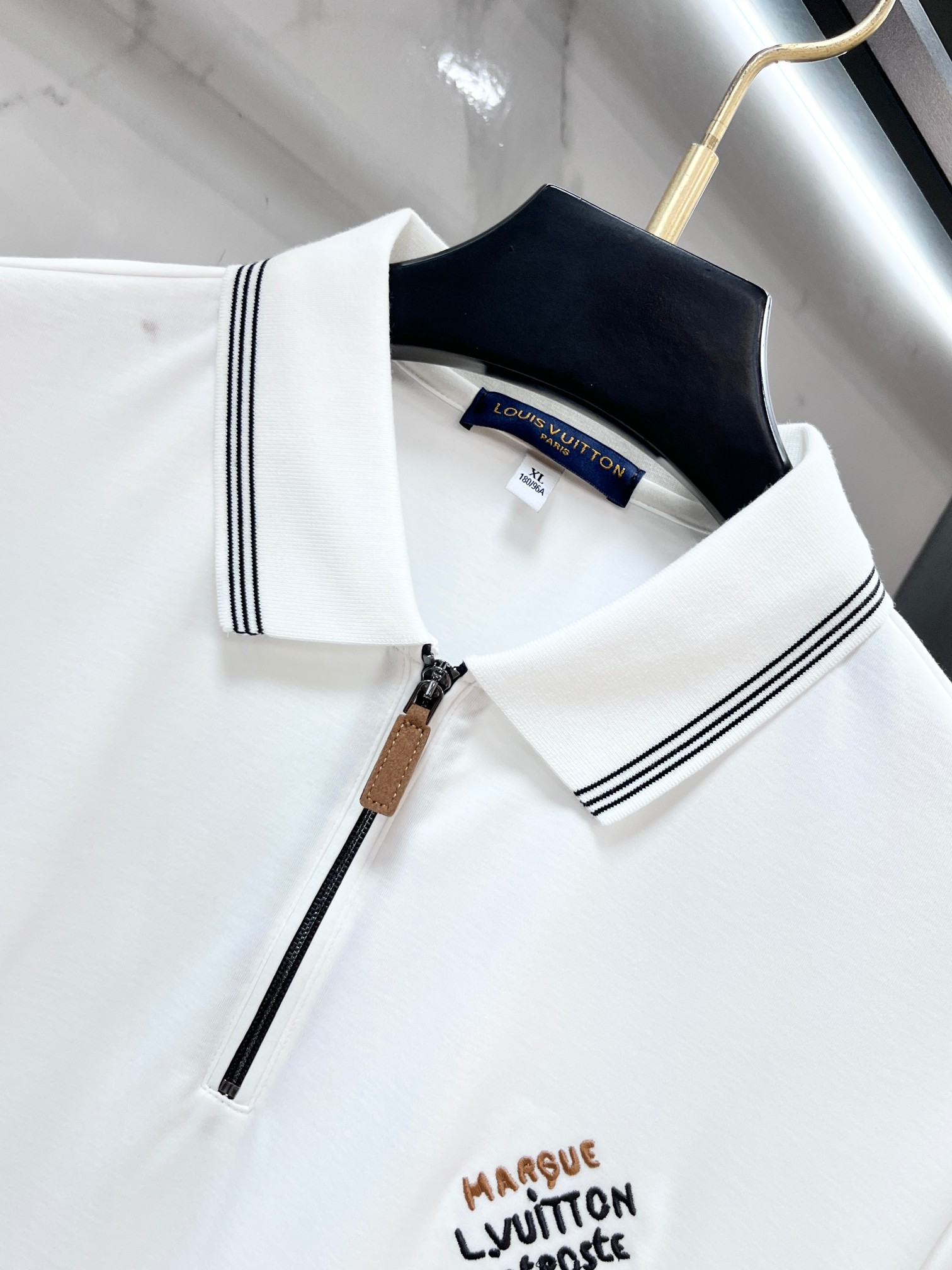 LV 2026新款高端商务Polo 白领 单位人士必入单品！ 休闲商务翻领短袖，科技面料，体感非常棒，手