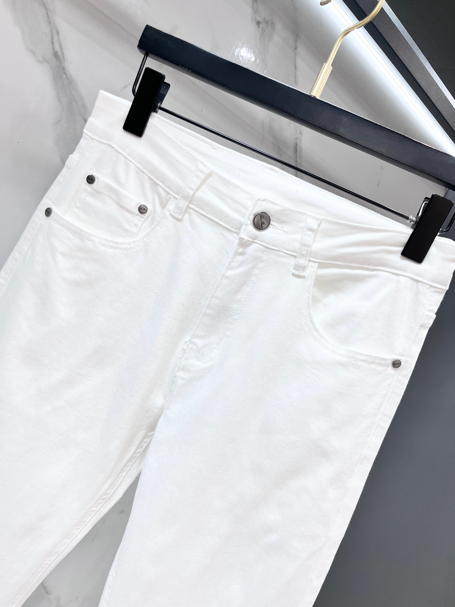 Loro piana 🔥高端定制、2026早秋最新款牛仔裤 柜台同步发售 原版定制 客供五金辅料 原单品