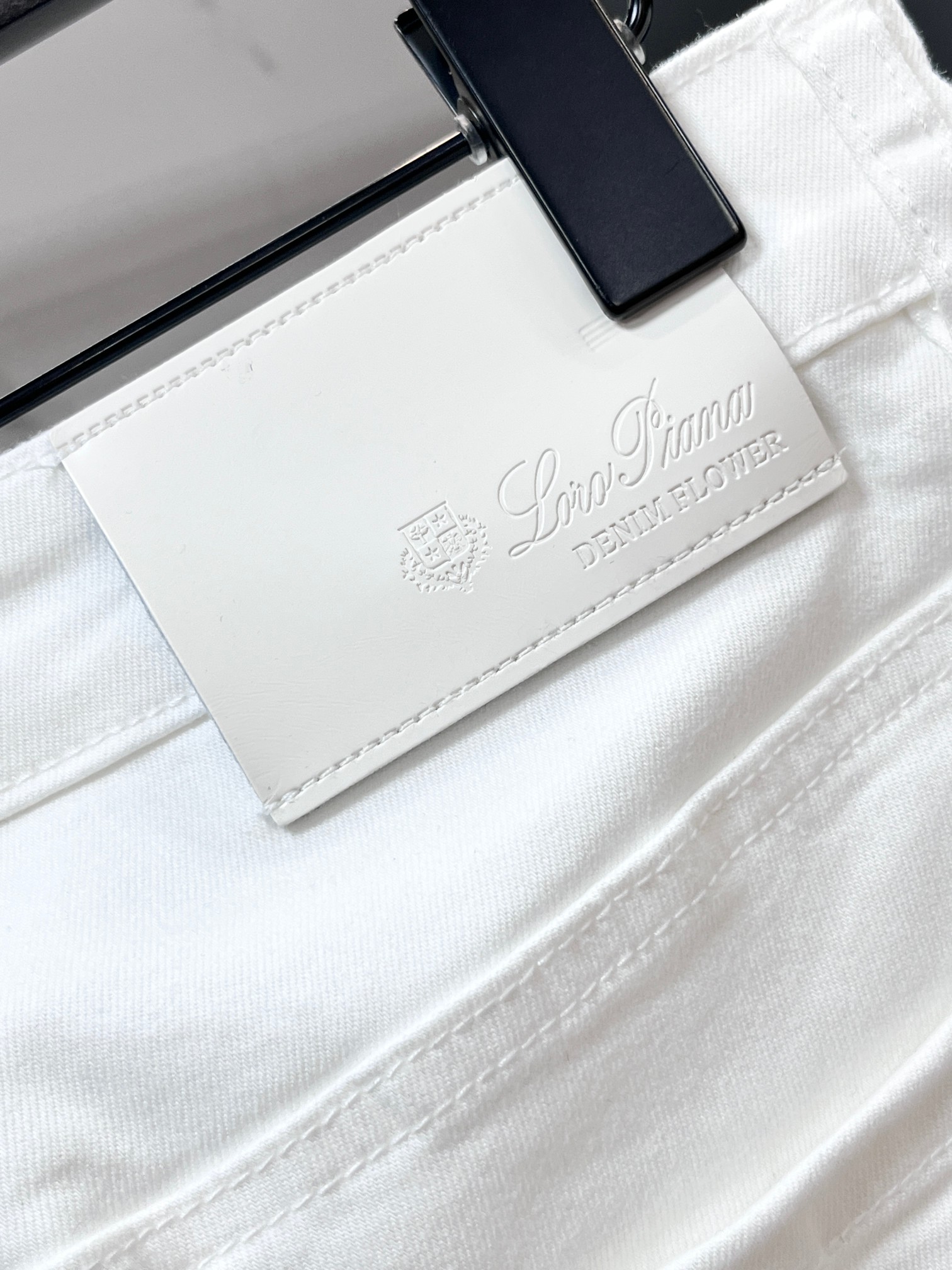 Loro piana 🔥高端定制、2026早秋最新款牛仔裤 柜台同步发售 原版定制 客供五金辅料 原单品