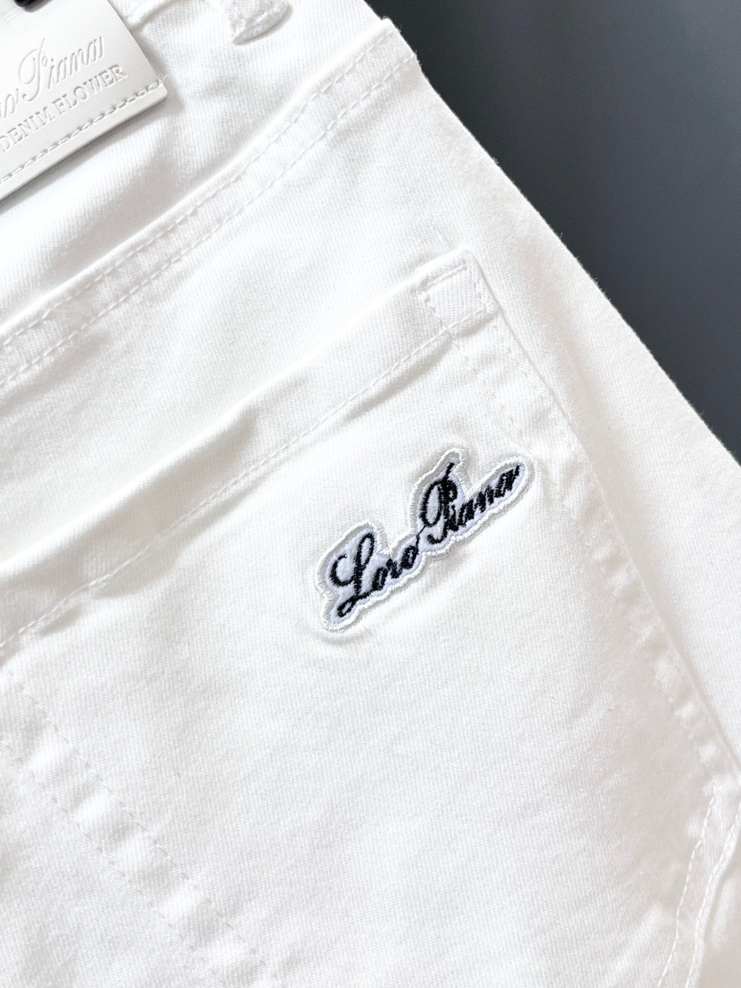 Loro piana 🔥高端定制、2026早秋最新款牛仔裤 柜台同步发售 原版定制 客供五金辅料 原单品