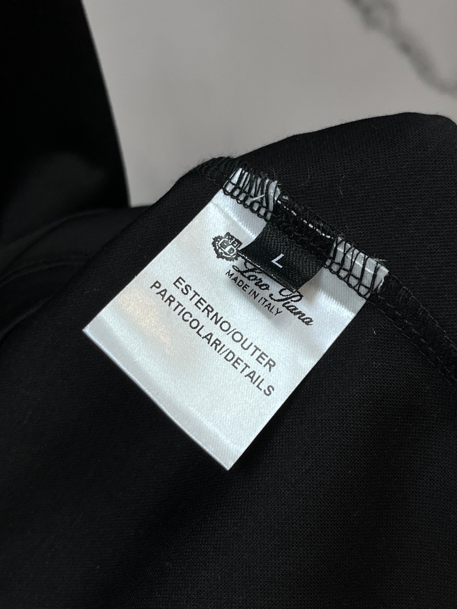 Loro piana 春夏新款首发最新款短袖圆领T恤 高端订制 设计前卫时尚！品牌logo重工艺印花设计