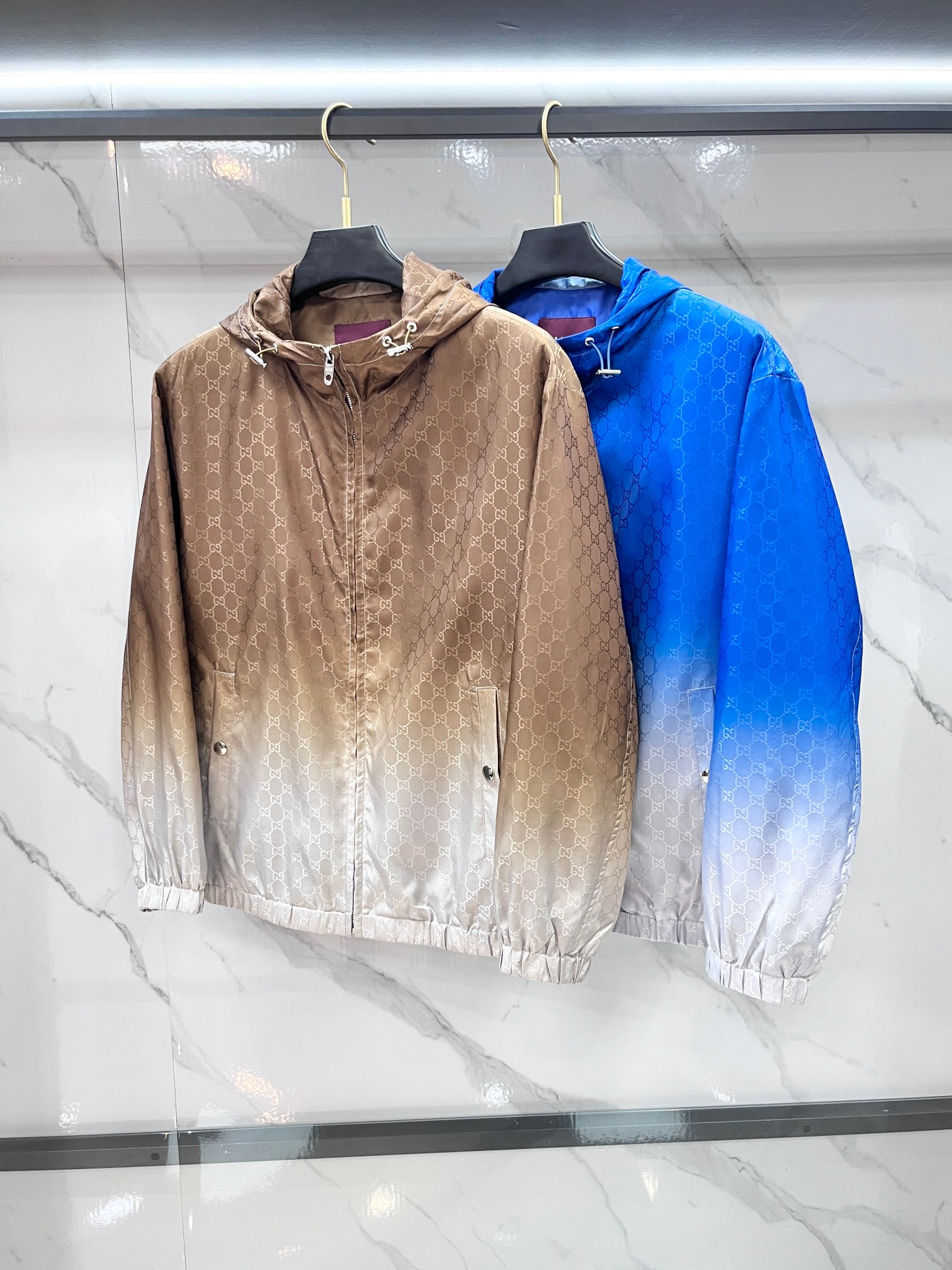 Gucci 官网同款，提前发售！2026ss开秋新款男士夹克外套，原单三标齐全高端版本！，定制面料透气舒