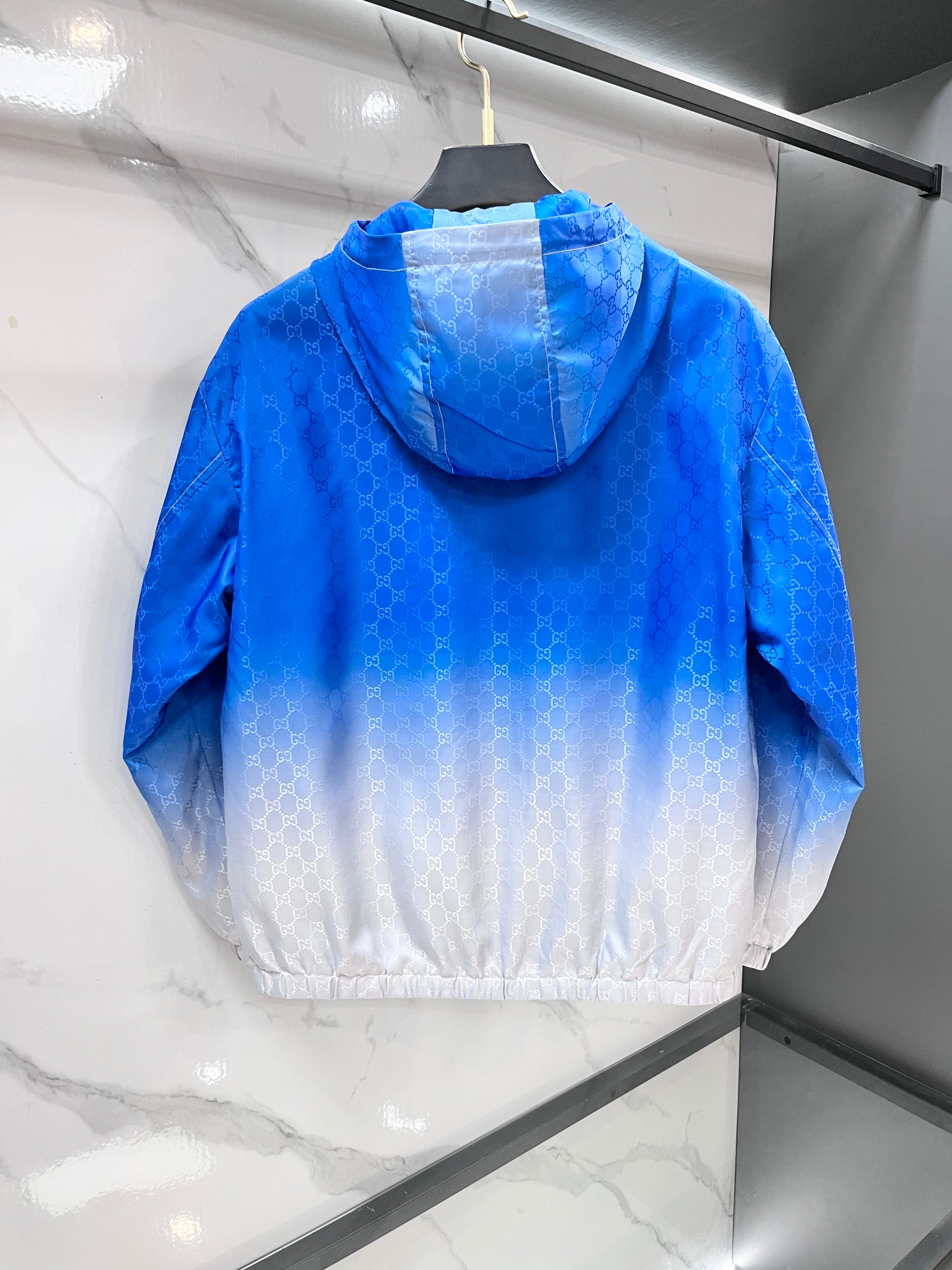 Gucci 官网同款，提前发售！2026ss开秋新款男士夹克外套，原单三标齐全高端版本！，定制面料透气舒