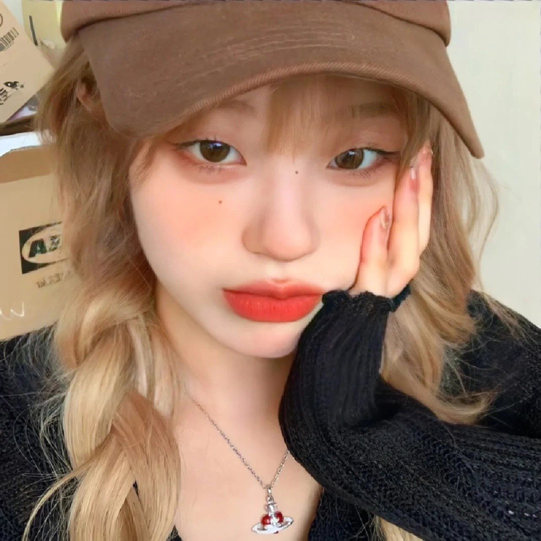 비비안웨스트우드 하트 토성 큐빅 목걸이 65029 이미지 4